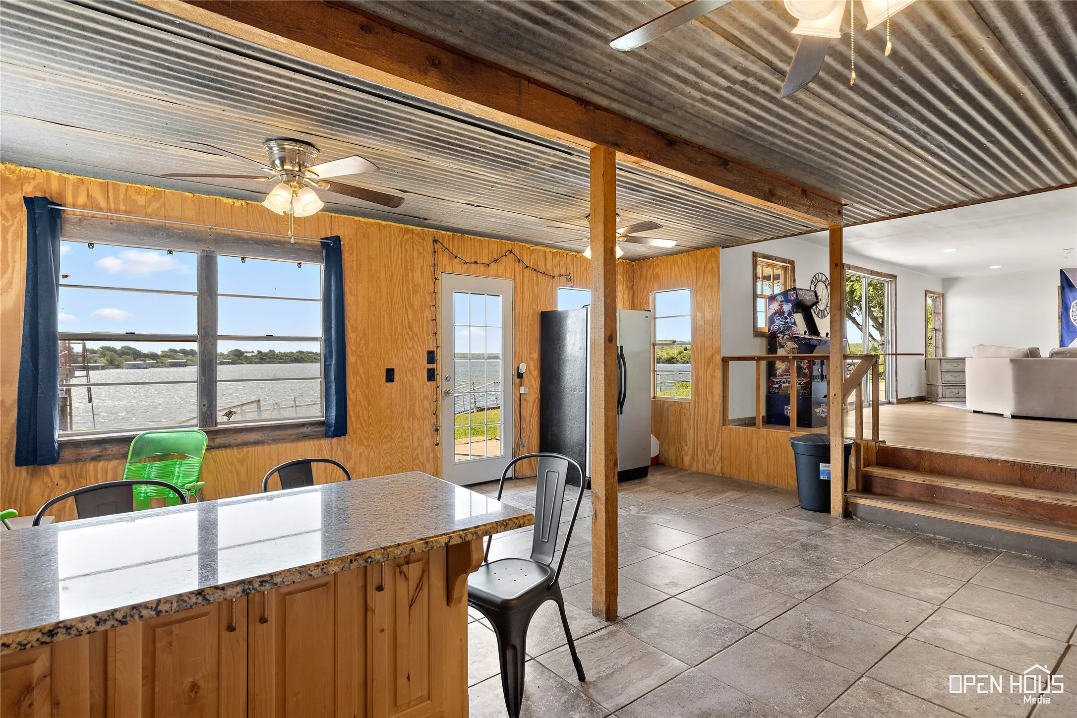 Single Family Residence For Sale in Baylor County , 894 W Moonshine Road, Seymour, Texas 76380, 3 Bedroom, 1 Bathroom, Garage spaces, 1,504 Sqft, built in 2000, mls#20978304, Real Estate Agent in Seymour, Homes For Sale in Baylor county, Homes For Sale in Seymour, Realtor in Seymour Texas, Real Estate Brokerage Independent Realty Texas, Luminita Cordes Realtor