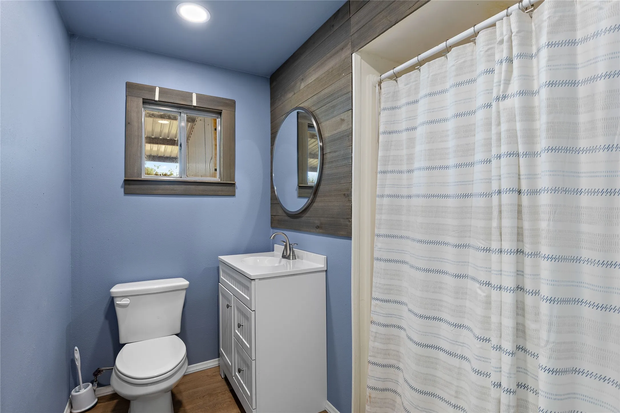Single Family Residence For Sale in Baylor County , 894 W Moonshine Road, Seymour, Texas 76380, 3 Bedroom, 1 Bathroom, Garage spaces, 1,504 Sqft, built in 2000, mls#20978304, Real Estate Agent in Seymour, Homes For Sale in Baylor county, Homes For Sale in Seymour, Realtor in Seymour Texas, Real Estate Brokerage Independent Realty Texas, Luminita Cordes Realtor