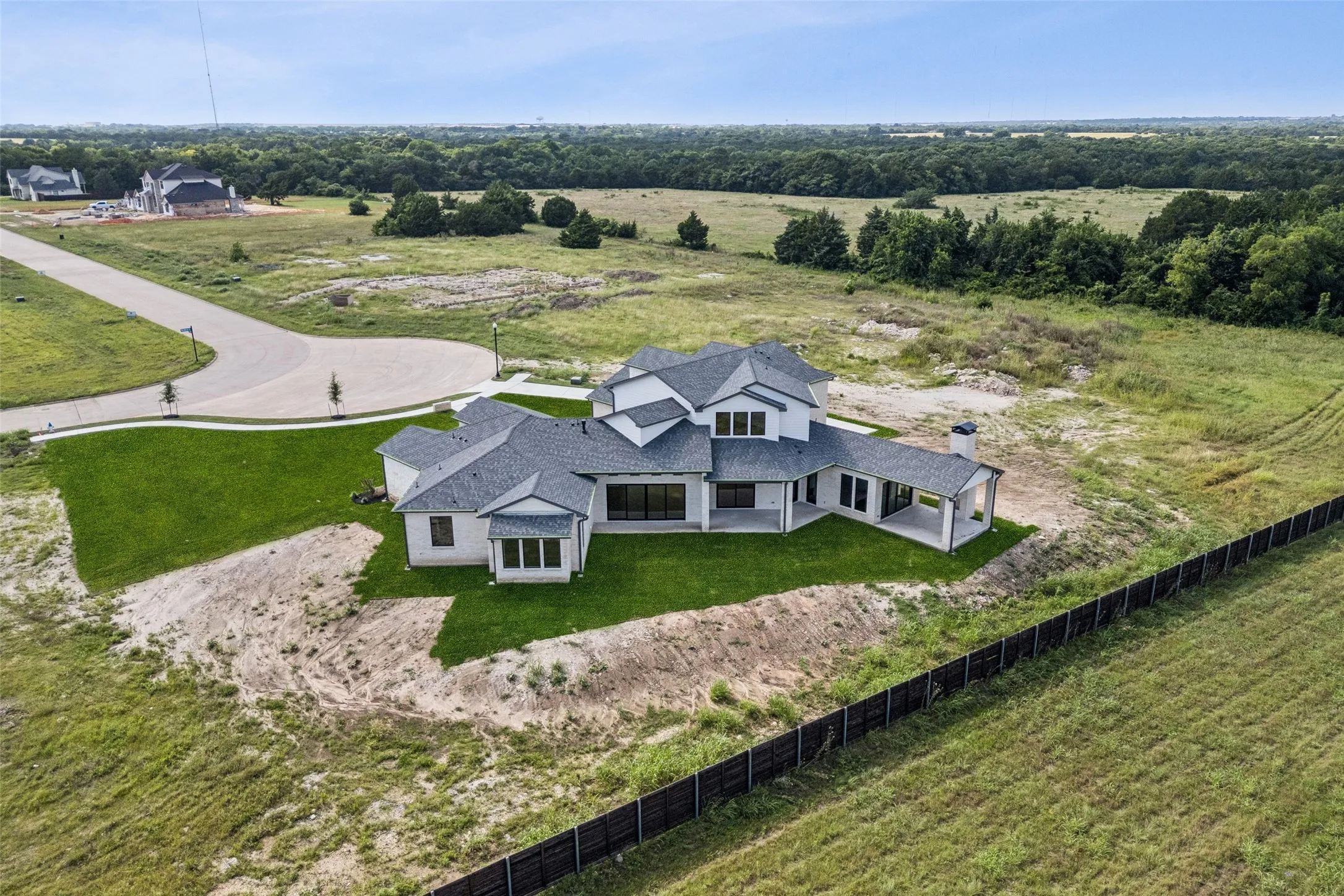 Single Family Residence For Sale in Ellis County , 4930 Magnolia Trail, Midlothian, Texas 76065, 4 Bedroom, 5 Bathroom, 3 Garage spaces, 4,658 Sqft, built in 2025, New Construction - Complete, mls#20978431, Real Estate Agent in Midlothian, Homes For Sale in Ellis county, Homes For Sale in Midlothian, Realtor in Midlothian Texas, Real Estate Brokerage Independent Realty Texas, Luminita Cordes Realtor