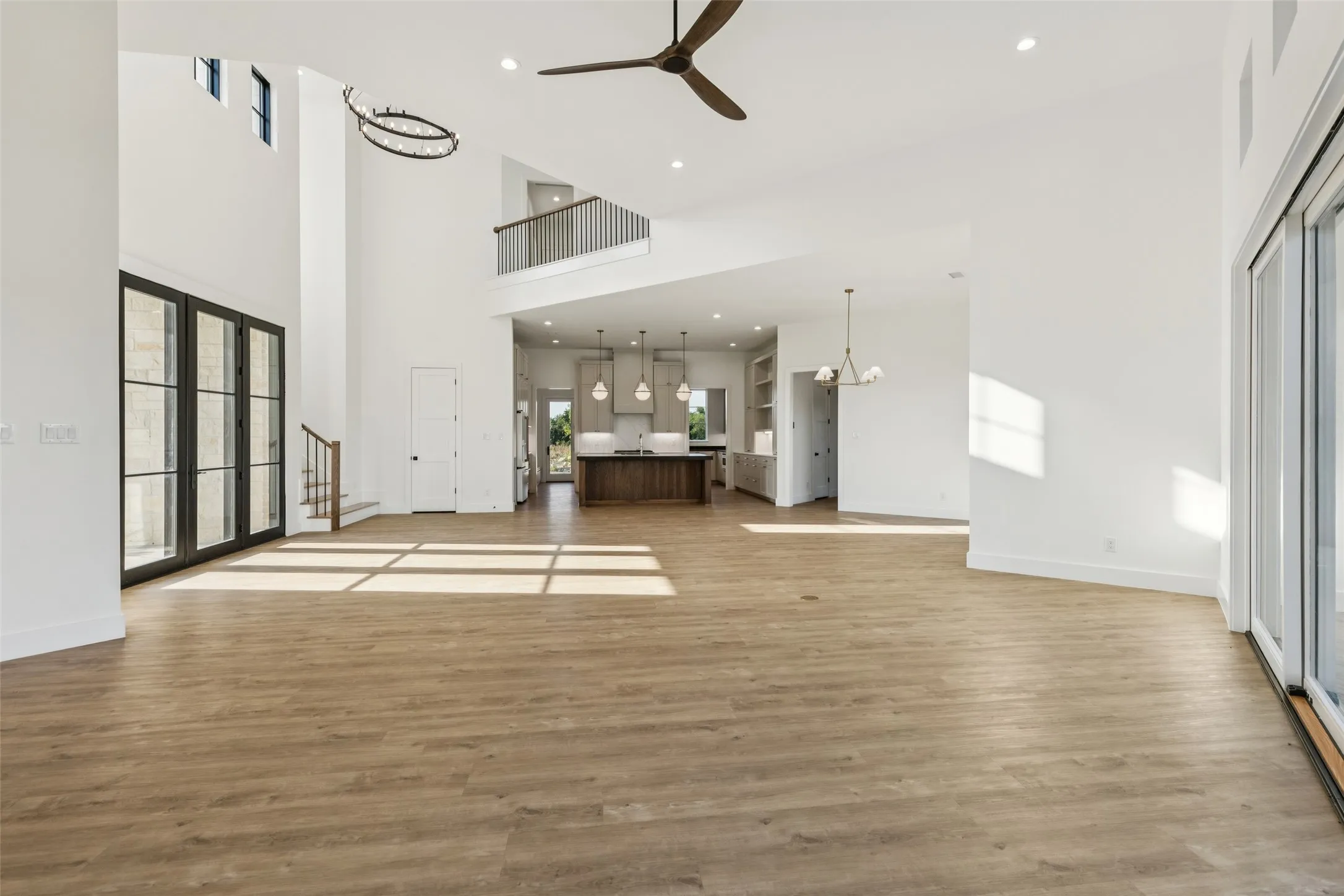 Single Family Residence For Sale in Ellis County , 4930 Magnolia Trail, Midlothian, Texas 76065, 4 Bedroom, 5 Bathroom, 3 Garage spaces, 4,658 Sqft, built in 2025, New Construction - Complete, mls#20978431, Real Estate Agent in Midlothian, Homes For Sale in Ellis county, Homes For Sale in Midlothian, Realtor in Midlothian Texas, Real Estate Brokerage Independent Realty Texas, Luminita Cordes Realtor