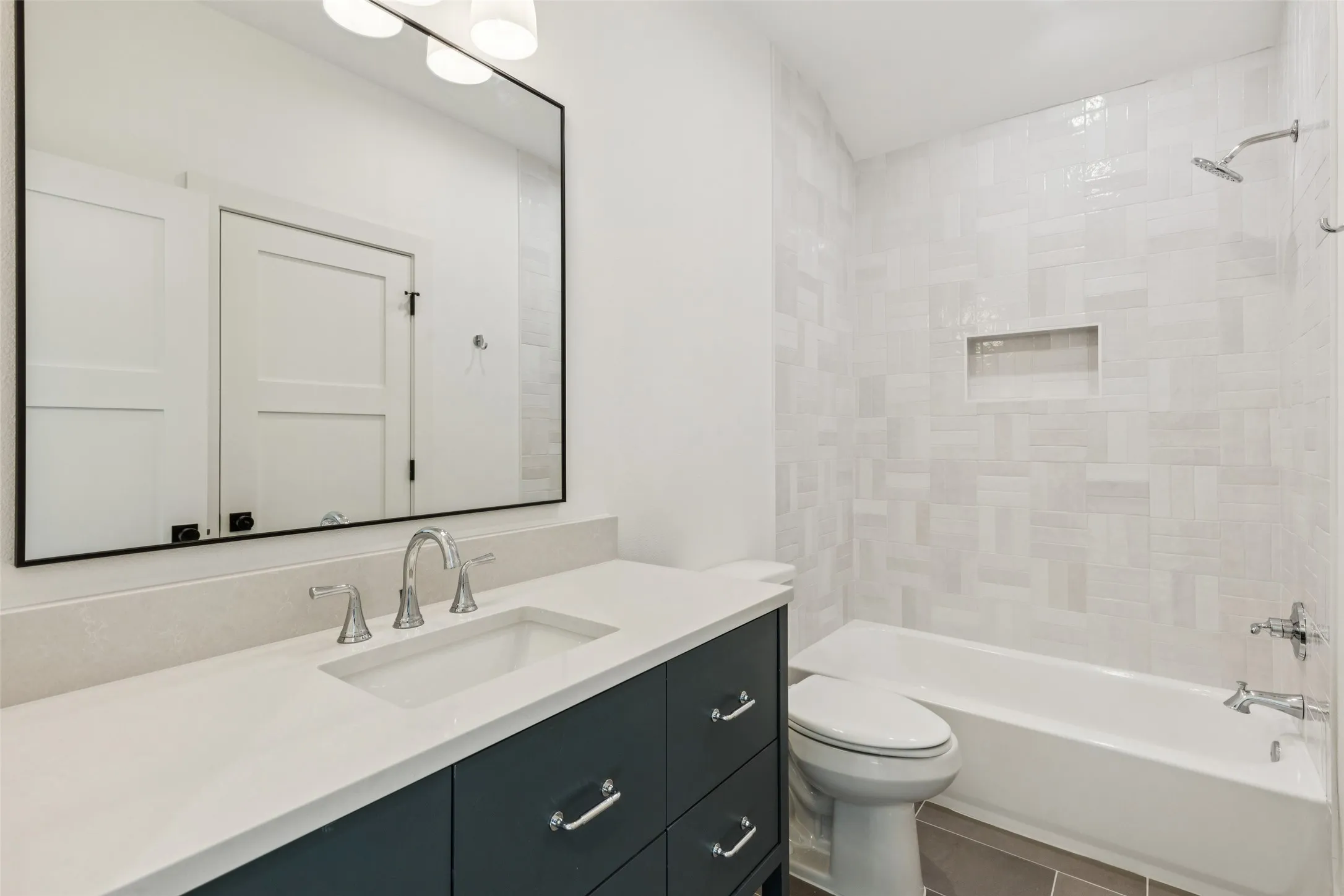 Single Family Residence For Sale in Ellis County , 4930 Magnolia Trail, Midlothian, Texas 76065, 4 Bedroom, 5 Bathroom, 3 Garage spaces, 4,658 Sqft, built in 2025, New Construction - Complete, mls#20978431, Real Estate Agent in Midlothian, Homes For Sale in Ellis county, Homes For Sale in Midlothian, Realtor in Midlothian Texas, Real Estate Brokerage Independent Realty Texas, Luminita Cordes Realtor