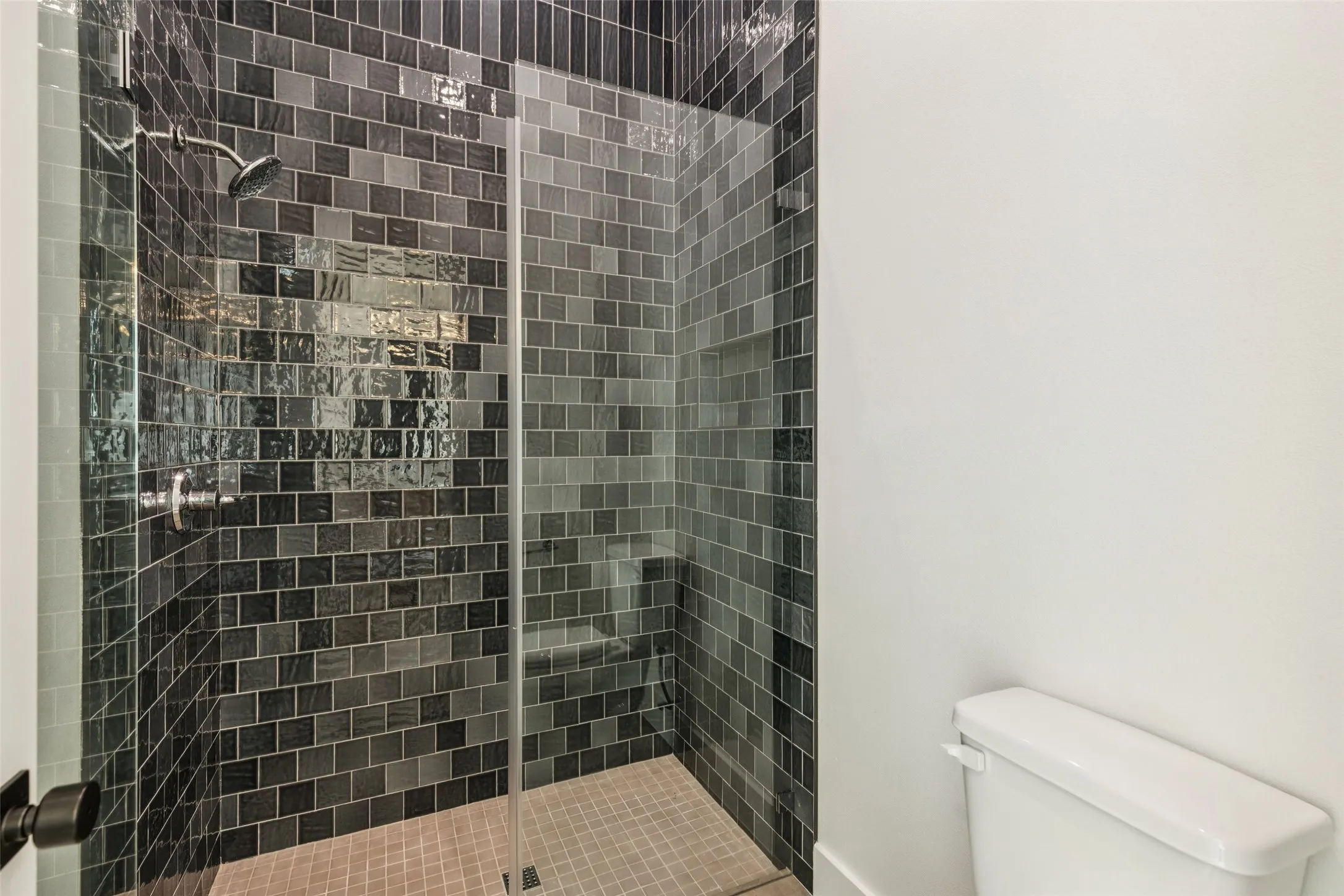 Single Family Residence For Sale in Ellis County , 4930 Magnolia Trail, Midlothian, Texas 76065, 4 Bedroom, 5 Bathroom, 3 Garage spaces, 4,658 Sqft, built in 2025, New Construction - Complete, mls#20978431, Real Estate Agent in Midlothian, Homes For Sale in Ellis county, Homes For Sale in Midlothian, Realtor in Midlothian Texas, Real Estate Brokerage Independent Realty Texas, Luminita Cordes Realtor