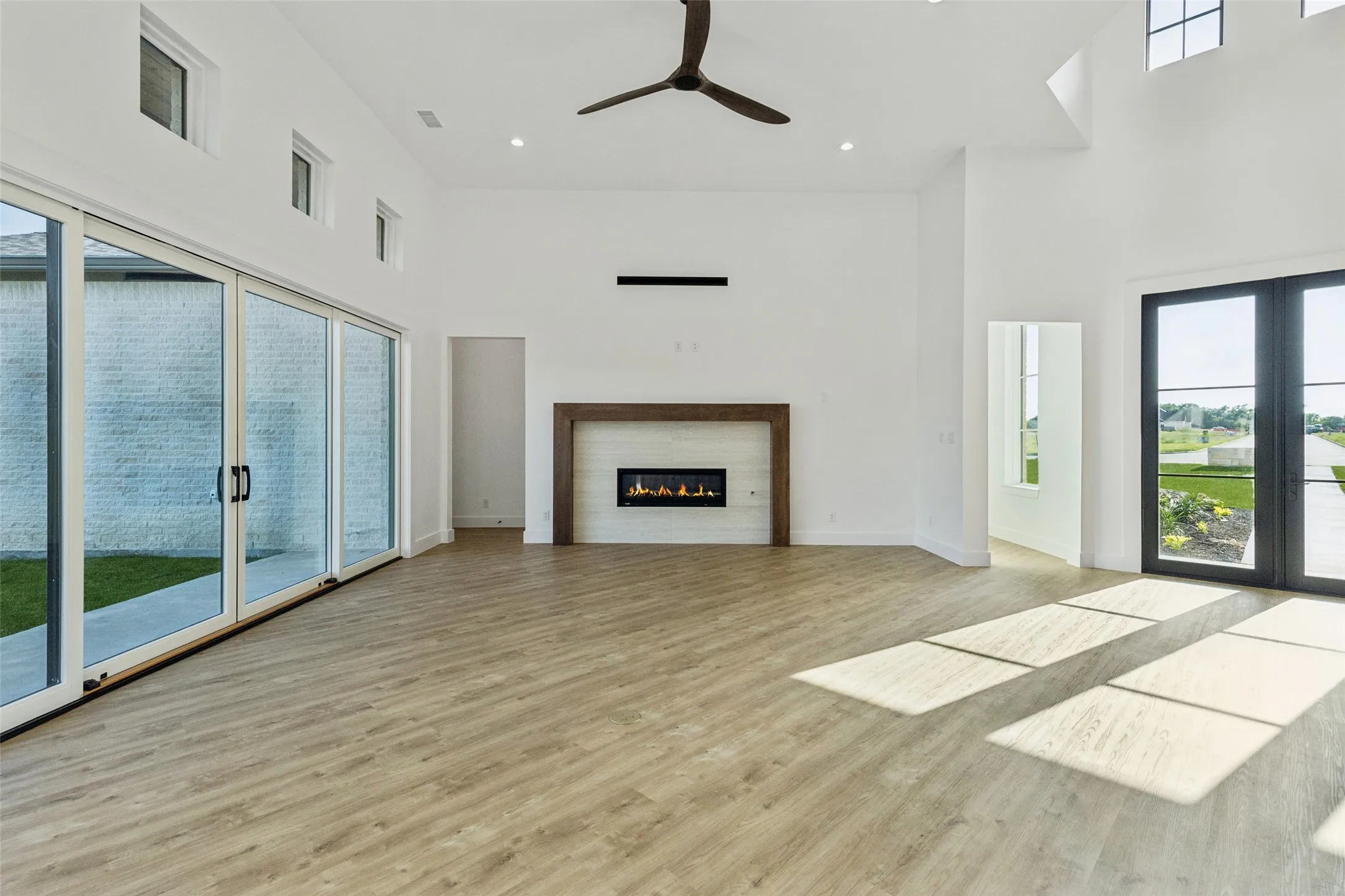 Single Family Residence For Sale in Ellis County , 4930 Magnolia Trail, Midlothian, Texas 76065, 4 Bedroom, 5 Bathroom, 3 Garage spaces, 4,658 Sqft, built in 2025, New Construction - Complete, mls#20978431, Real Estate Agent in Midlothian, Homes For Sale in Ellis county, Homes For Sale in Midlothian, Realtor in Midlothian Texas, Real Estate Brokerage Independent Realty Texas, Luminita Cordes Realtor