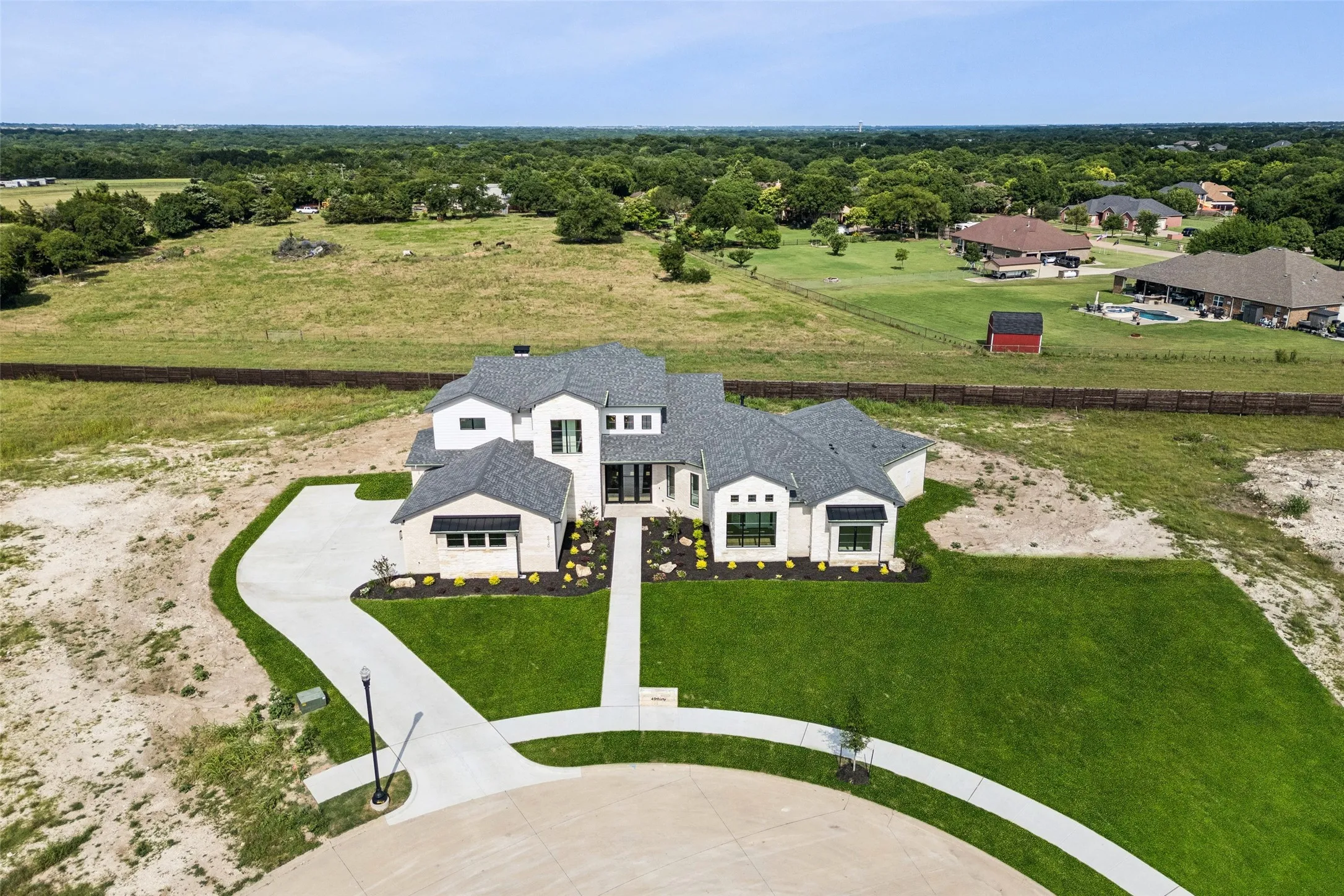 Single Family Residence For Sale in Ellis County , 4930 Magnolia Trail, Midlothian, Texas 76065, 4 Bedroom, 5 Bathroom, 3 Garage spaces, 4,658 Sqft, built in 2025, New Construction - Complete, mls#20978431, Real Estate Agent in Midlothian, Homes For Sale in Ellis county, Homes For Sale in Midlothian, Realtor in Midlothian Texas, Real Estate Brokerage Independent Realty Texas, Luminita Cordes Realtor