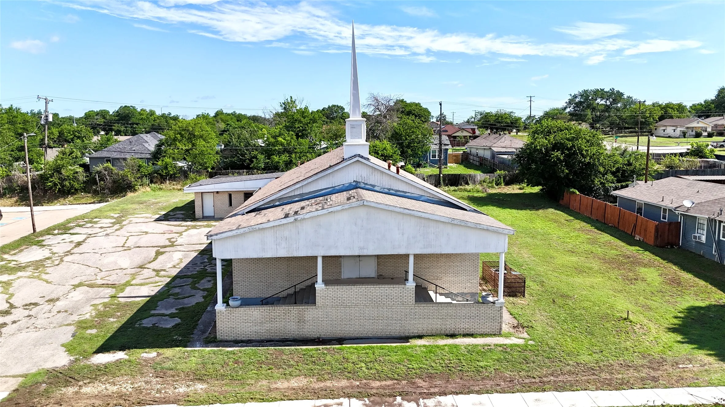 Business For Sale in Tarrant County , 5212 Goodman, Fort Worth, Texas 76107, 0, 0, Garage spaces, 0 Sqft, built in 1959, Preowned, Price $350,000, mls#20972901, Real Estate Agent in Fort Worth, Homes For Sale in Tarrant county, Homes For Sale in Fort Worth, Realtor in Fort Worth Texas, Real Estate Brokerage Independent Realty Texas, Luminita Cordes Realtor