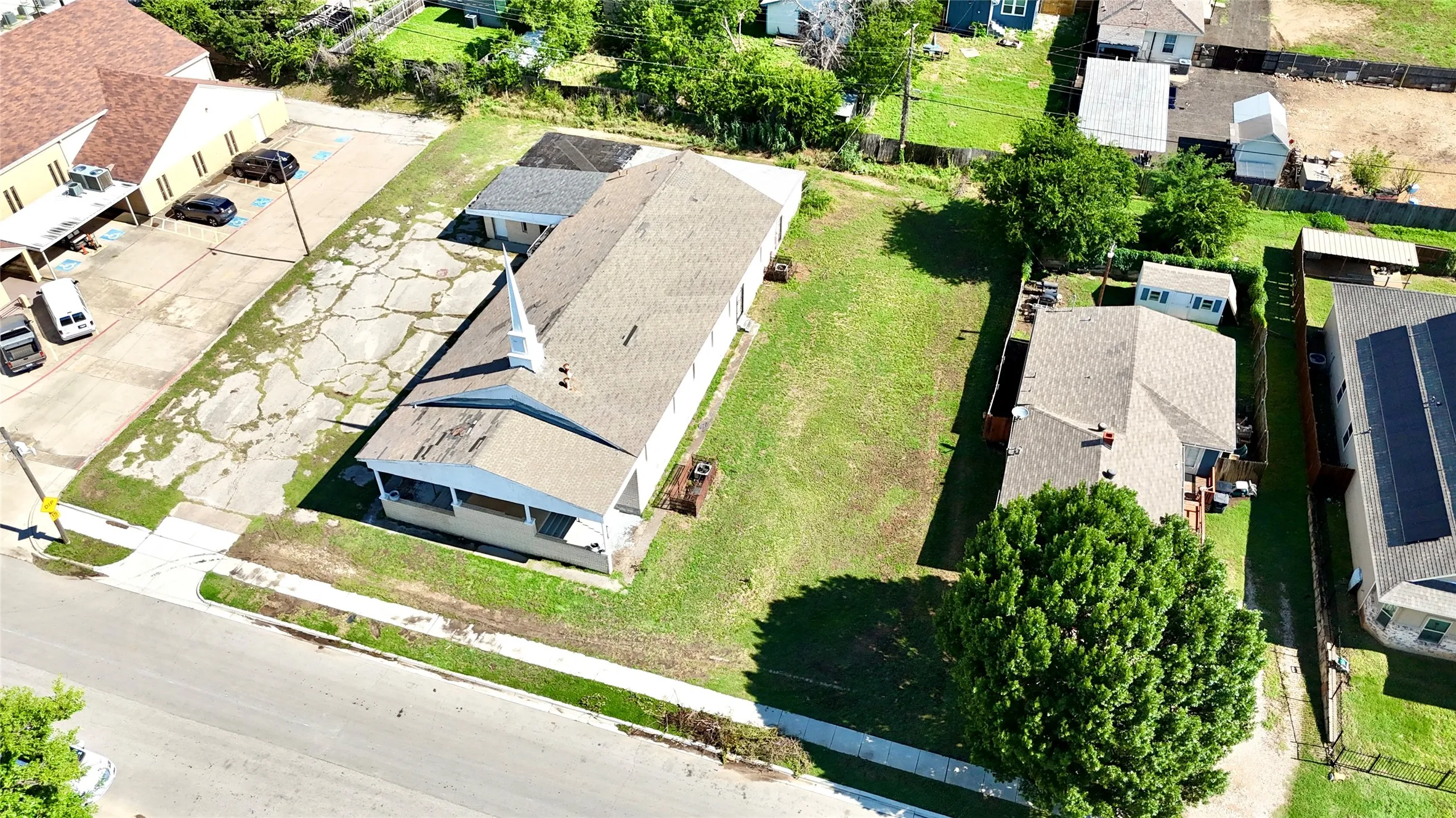 Business For Sale in Tarrant County , 5212 Goodman, Fort Worth, Texas 76107, 0, 0, Garage spaces, 0 Sqft, built in 1959, Preowned, Price $350,000, mls#20972901, Real Estate Agent in Fort Worth, Homes For Sale in Tarrant county, Homes For Sale in Fort Worth, Realtor in Fort Worth Texas, Real Estate Brokerage Independent Realty Texas, Luminita Cordes Realtor