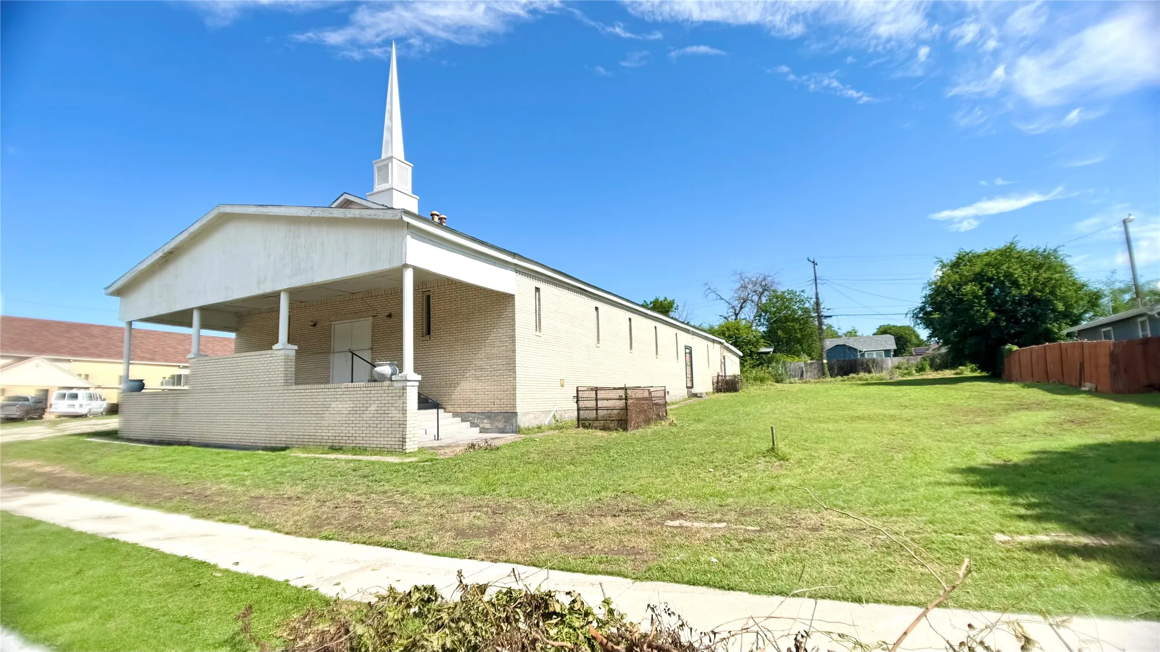 Business For Sale in Tarrant County , 5212 Goodman, Fort Worth, Texas 76107, 0, 0, Garage spaces, 0 Sqft, built in 1959, Preowned, Price $350,000, mls#20972901, Real Estate Agent in Fort Worth, Homes For Sale in Tarrant county, Homes For Sale in Fort Worth, Realtor in Fort Worth Texas, Real Estate Brokerage Independent Realty Texas, Luminita Cordes Realtor