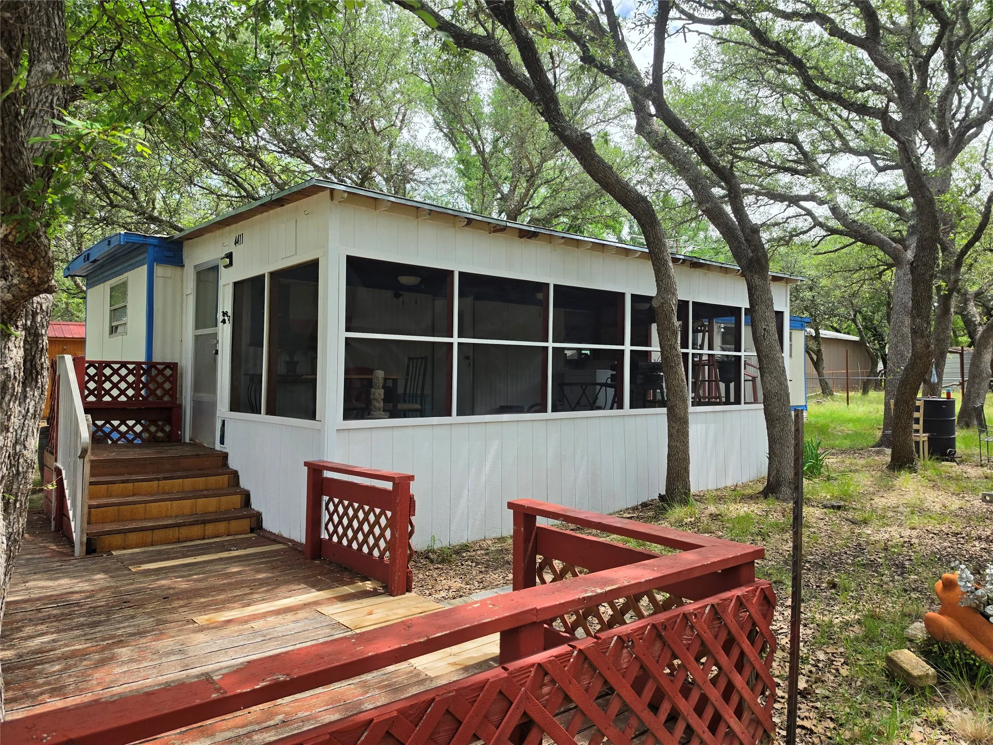 Mobile Home For Sale in Brown County , 4411 Cherokee Drive, May, Texas 76857, 2 Bedroom, 2 Bathroom, Garage spaces, 648 Sqft, built in 0, mls#20979388, Real Estate Agent in May, Homes For Sale in Brown county, Homes For Sale in May, Realtor in May Texas, Real Estate Brokerage Independent Realty Texas, Luminita Cordes Realtor