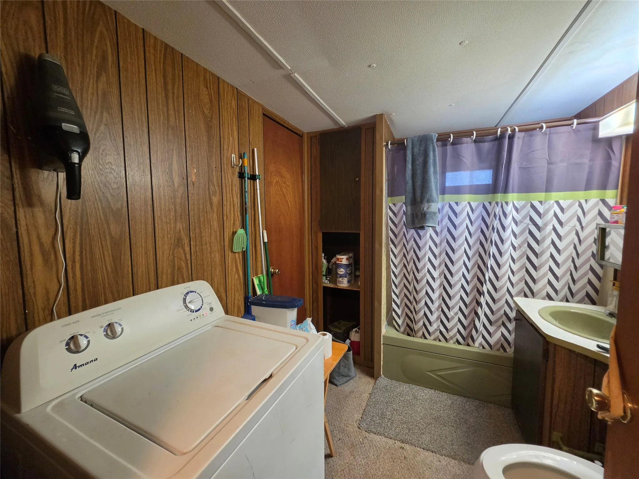 Mobile Home For Sale in Brown County , 4411 Cherokee Drive, May, Texas 76857, 2 Bedroom, 2 Bathroom, Garage spaces, 648 Sqft, built in 0, mls#20979388, Real Estate Agent in May, Homes For Sale in Brown county, Homes For Sale in May, Realtor in May Texas, Real Estate Brokerage Independent Realty Texas, Luminita Cordes Realtor