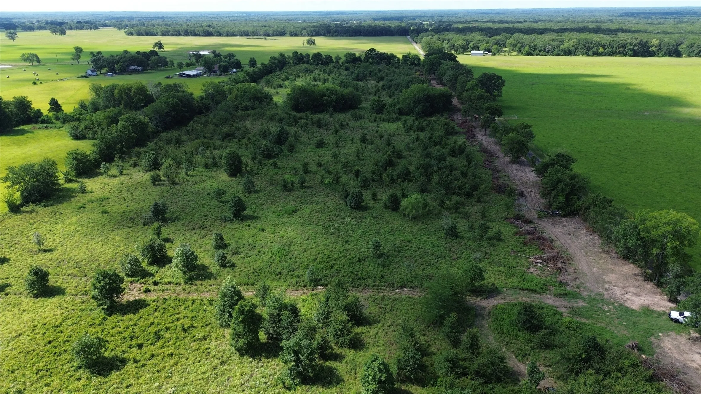 Aerial view of property's location featuring rural landscape