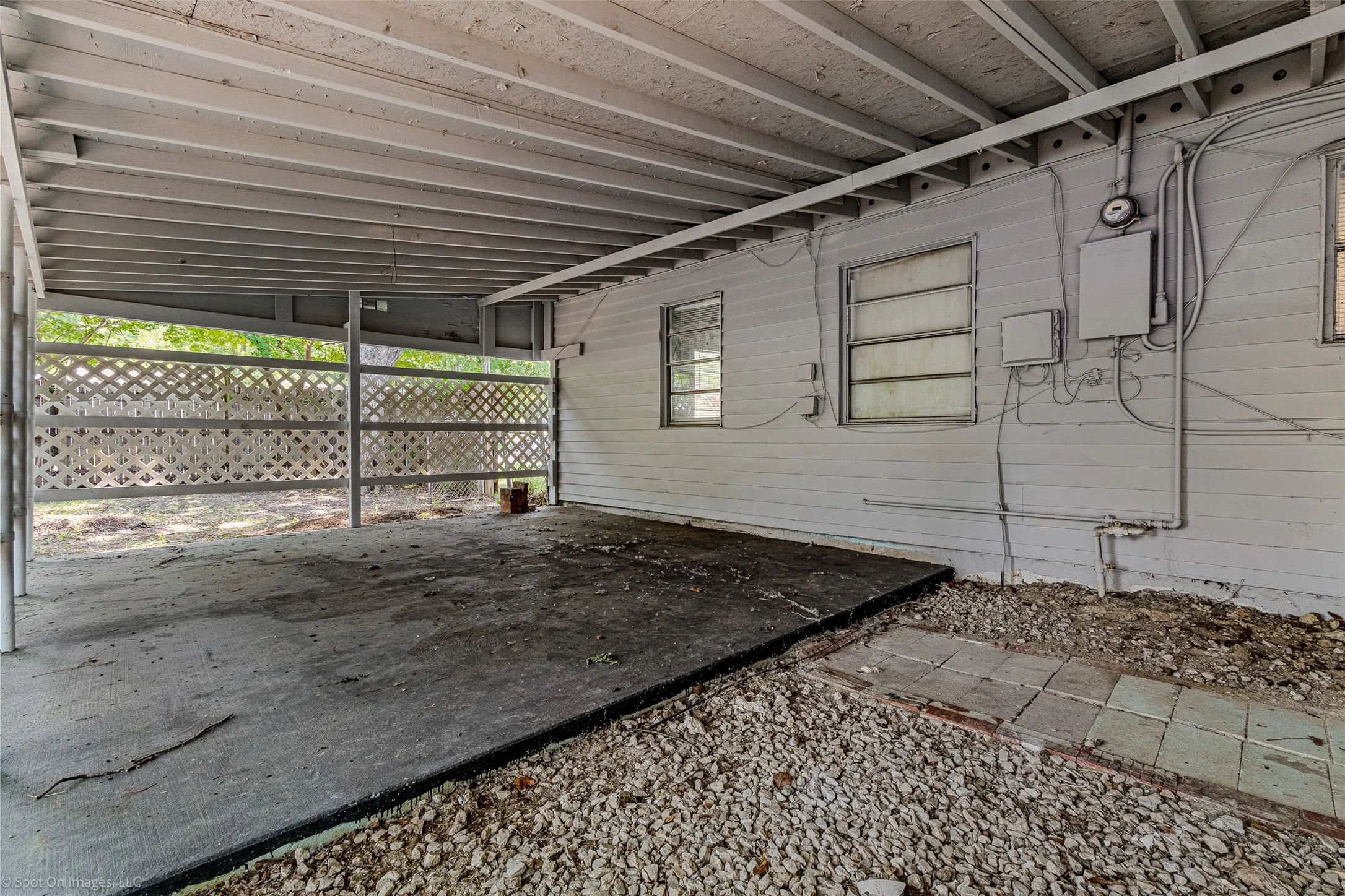 Carport