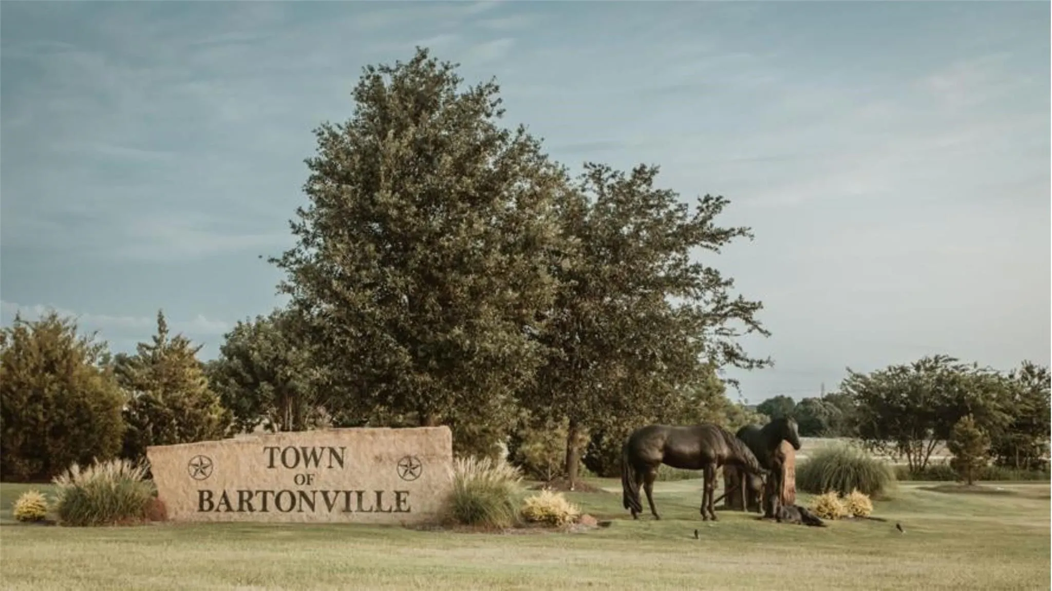 Single Family Residence For Sale in Denton County , TBD Lot 1 Wiesen Way, Bartonville, Texas 76226, 5 Bedrooms, 6 Bathrooms, 4 Garage spaces, 7,585 Sqft, built in 2026, Proposed, Price $6,125,000, mls#20980417, Real Estate Agent in Bartonville, Homes For Sale in Denton county, Homes For Sale in Bartonville, Realtor in Bartonville Texas, Real Estate Brokerage Independent Realty Texas, Luminita Cordes Realtor