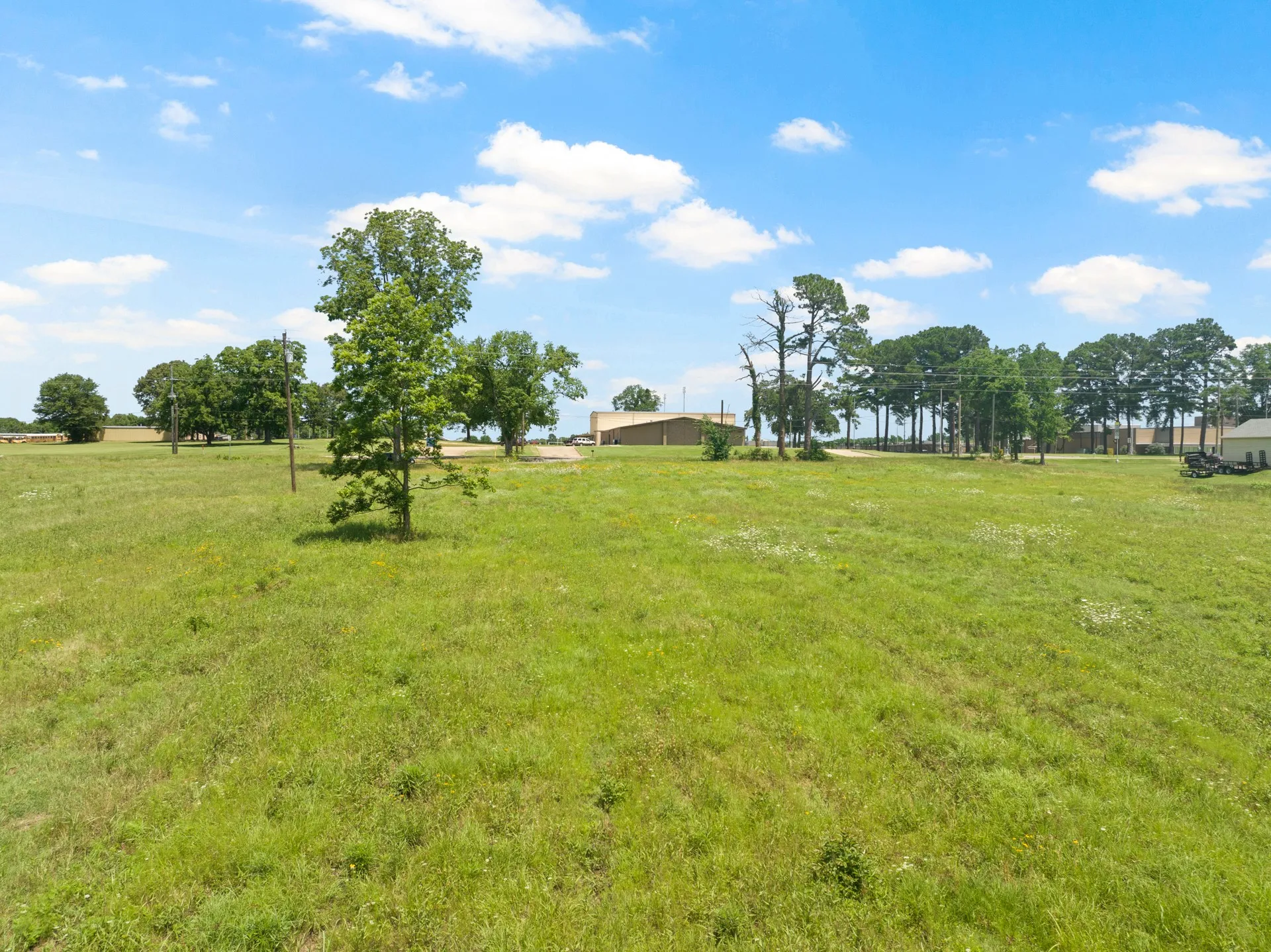 Unimproved Land For Sale in Titus County , 13 AC W Interstate 30 Service Road, Mt Pleasant, Texas 75455, 0, 0, Garage spaces, 0 Sqft, built in 0, Price $1,000,000, mls#20979818, Real Estate Agent in Mt Pleasant, Homes For Sale in Titus county, Homes For Sale in Mt Pleasant, Realtor in Mt Pleasant Texas, Real Estate Brokerage Independent Realty Texas, Luminita Cordes Realtor