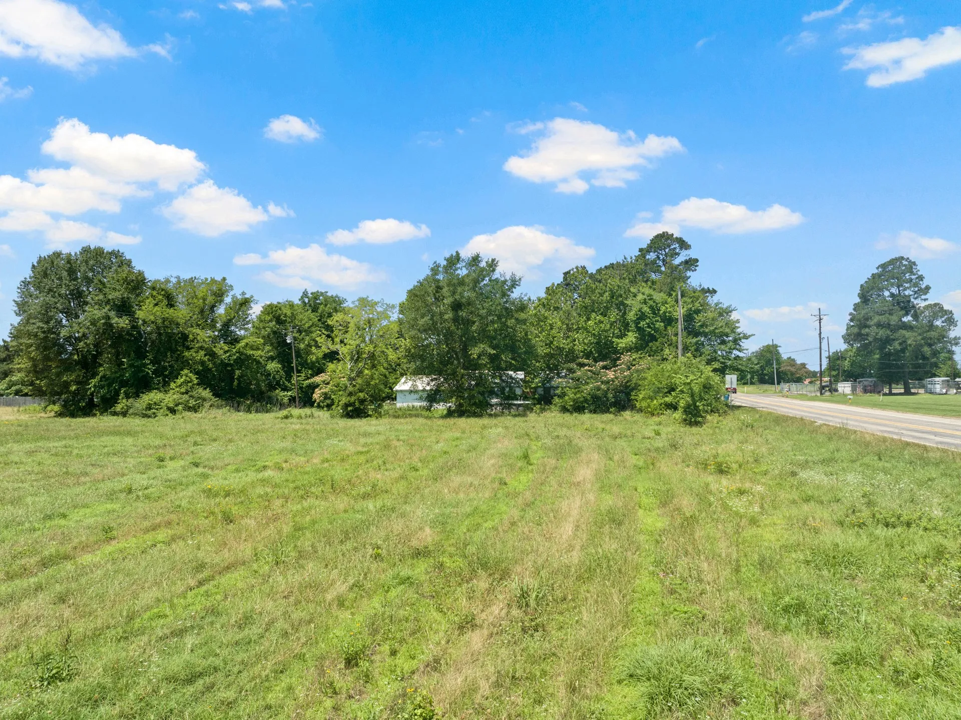 Unimproved Land For Sale in Titus County , 10 AC W Interstate 30 Service Road, Mt Pleasant, Texas 75455, 0, 0, Garage spaces, 0 Sqft, built in 0, Price $2,000,000, mls#20979799, Real Estate Agent in Mt Pleasant, Homes For Sale in Titus county, Homes For Sale in Mt Pleasant, Realtor in Mt Pleasant Texas, Real Estate Brokerage Independent Realty Texas, Luminita Cordes Realtor
