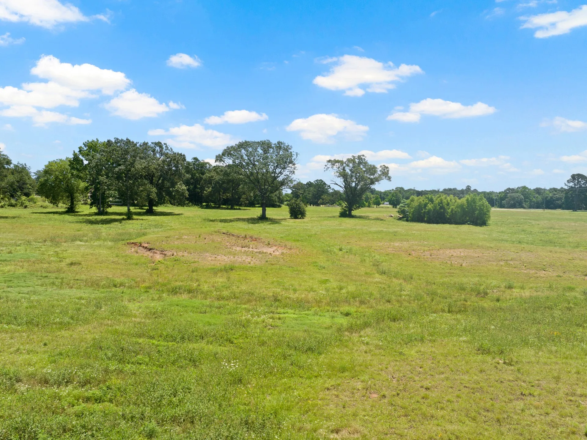 Unimproved Land For Sale in Titus County , 10 AC W Interstate 30 Service Road, Mt Pleasant, Texas 75455, 0, 0, Garage spaces, 0 Sqft, built in 0, Price $2,000,000, mls#20979799, Real Estate Agent in Mt Pleasant, Homes For Sale in Titus county, Homes For Sale in Mt Pleasant, Realtor in Mt Pleasant Texas, Real Estate Brokerage Independent Realty Texas, Luminita Cordes Realtor