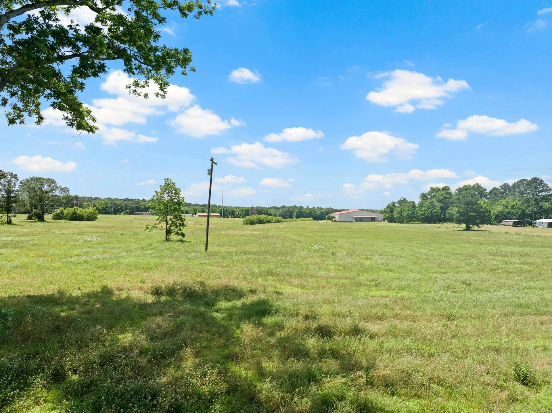 Unimproved Land For Sale in Titus County , 10 AC W Interstate 30 Service Road, Mt Pleasant, Texas 75455, 0, 0, Garage spaces, 0 Sqft, built in 0, Price $2,000,000, mls#20979799, Real Estate Agent in Mt Pleasant, Homes For Sale in Titus county, Homes For Sale in Mt Pleasant, Realtor in Mt Pleasant Texas, Real Estate Brokerage Independent Realty Texas, Luminita Cordes Realtor