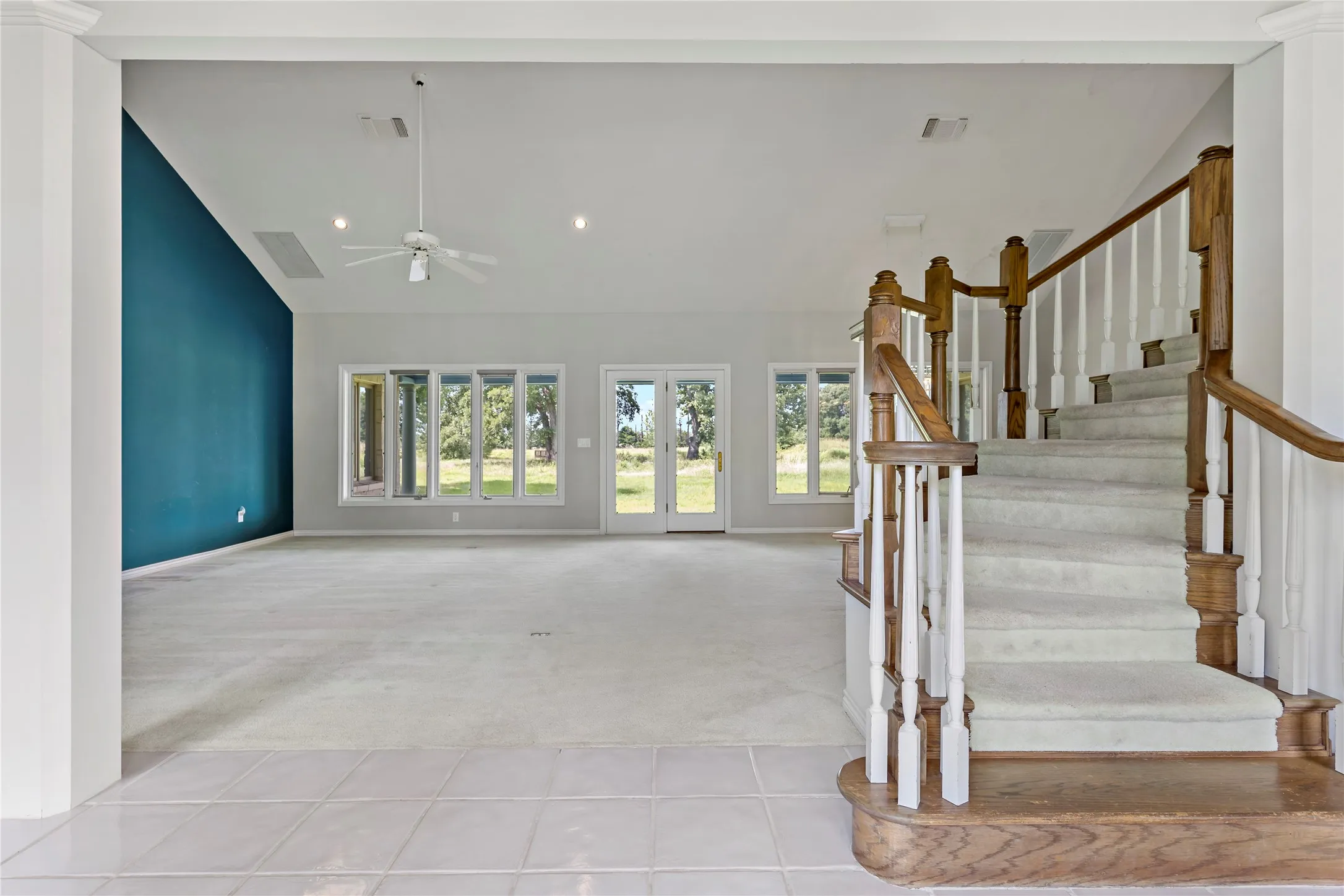 Single Family Residence For Sale in Lamar County , 4905 Trails End, Paris, Texas 75462, 5 Bedrooms, 4 Bathrooms, 5 Garage spaces, 4,140 Sqft, built in 1993, Price $975,000, mls#20981074, Real Estate Agent in Paris, Homes For Sale in Lamar county, Homes For Sale in Paris, Realtor in Paris Texas, Real Estate Brokerage Independent Realty Texas, Luminita Cordes Realtor