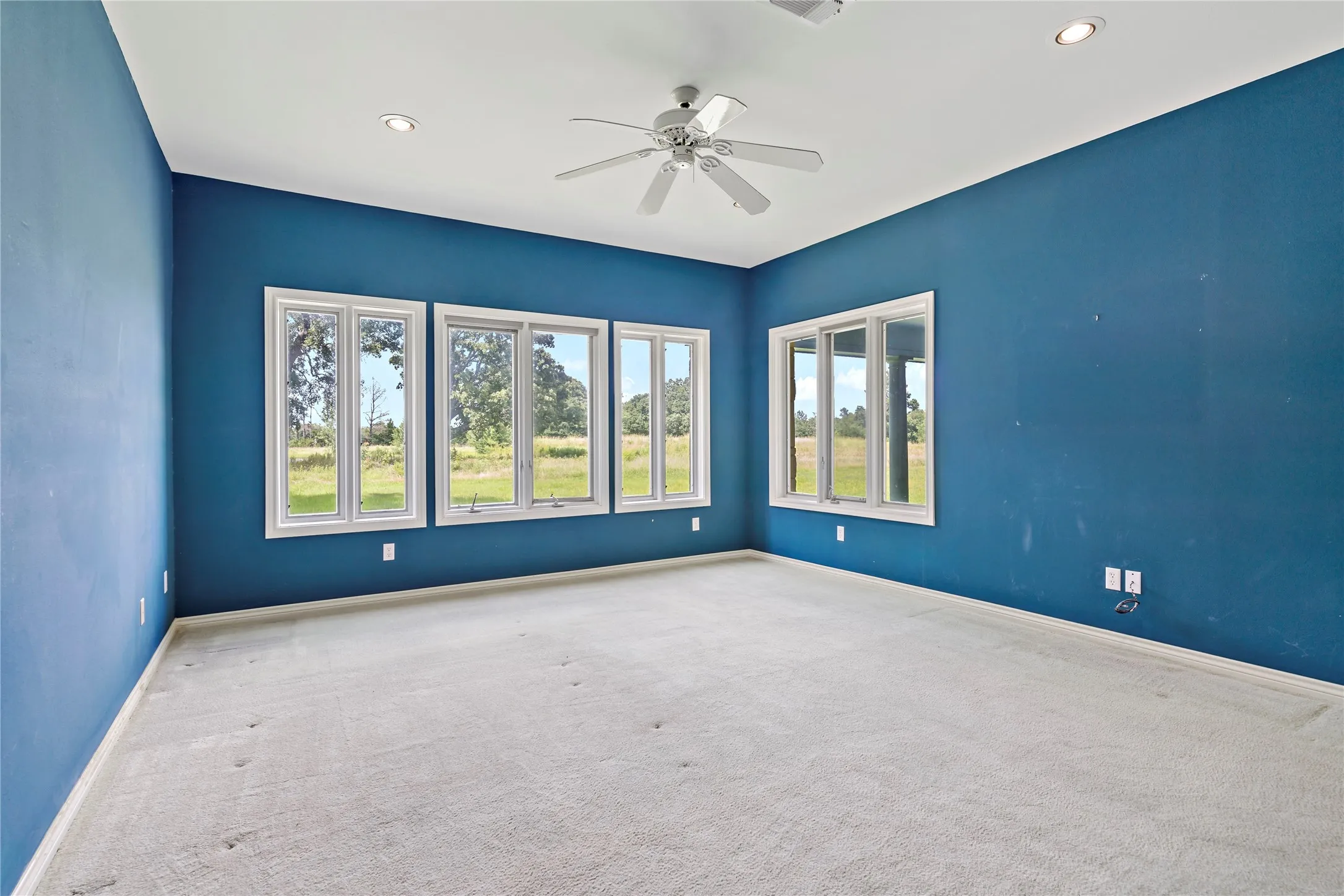 Single Family Residence For Sale in Lamar County , 4905 Trails End, Paris, Texas 75462, 5 Bedrooms, 4 Bathrooms, 5 Garage spaces, 4,140 Sqft, built in 1993, Price $975,000, mls#20981074, Real Estate Agent in Paris, Homes For Sale in Lamar county, Homes For Sale in Paris, Realtor in Paris Texas, Real Estate Brokerage Independent Realty Texas, Luminita Cordes Realtor