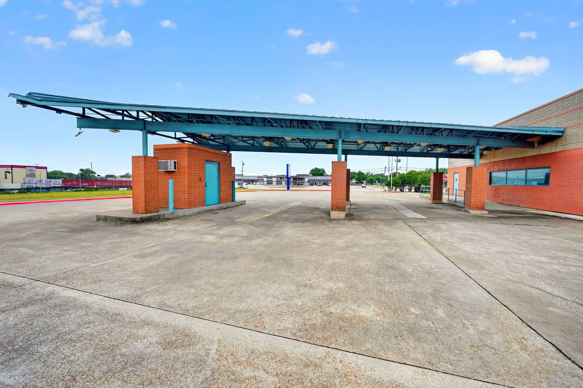Office For Rent in Dallas County , 2920 Motley Drive 1000, Mesquite, Texas 75150, 0, 0, Garage spaces, 0 Sqft, built in 1979, Preowned, Price $15,000, mls#20981140, Real Estate Agent in Mesquite, Homes For Rent in Dallas county, Homes For Rent in Mesquite, Realtor in Mesquite Texas, Real Estate Brokerage Independent Realty Texas, Luminita Cordes Realtor