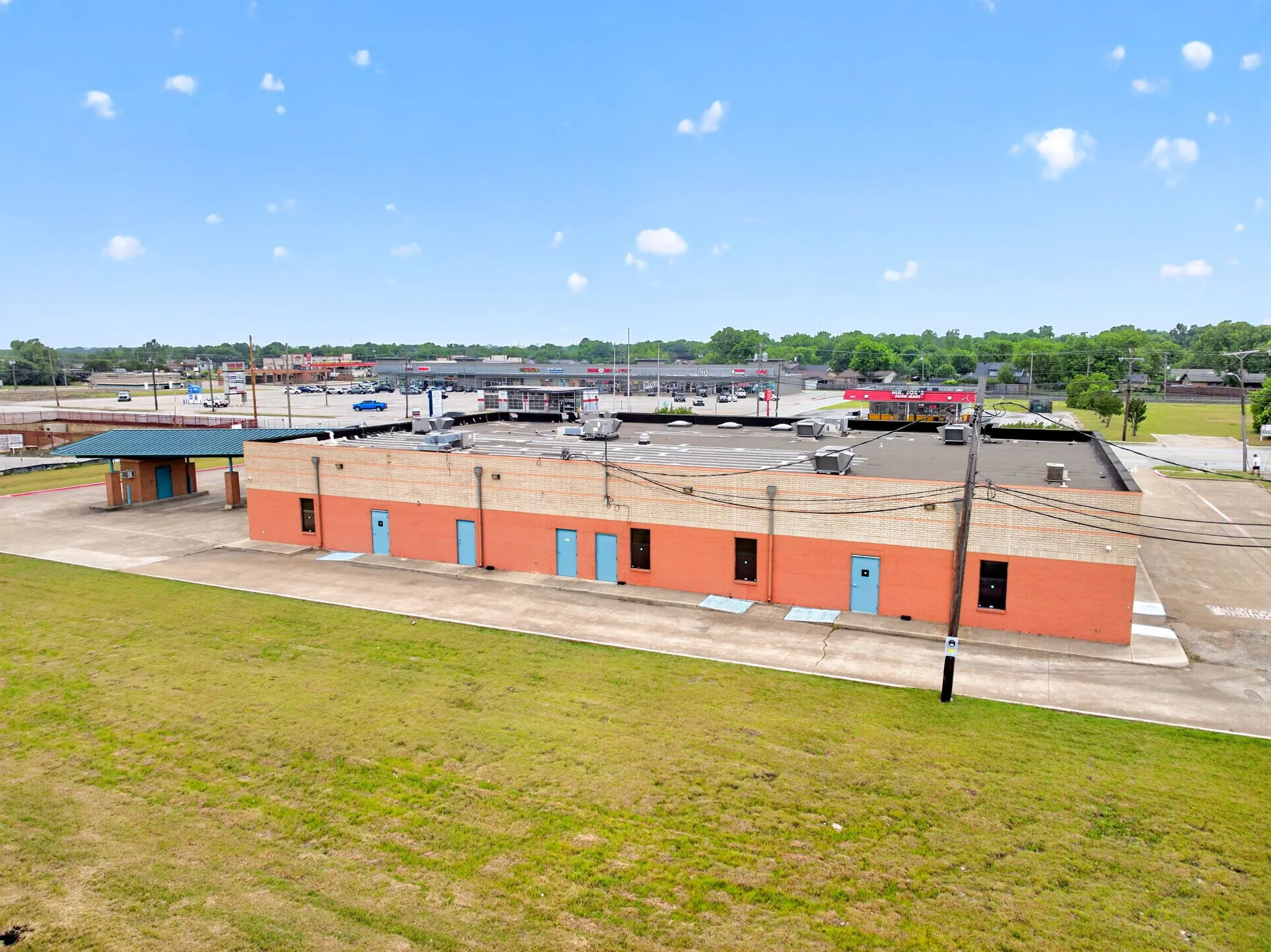 Office For Rent in Dallas County , 2920 Motley Drive 1000, Mesquite, Texas 75150, 0, 0, Garage spaces, 0 Sqft, built in 1979, Preowned, Price $15,000, mls#20981140, Real Estate Agent in Mesquite, Homes For Rent in Dallas county, Homes For Rent in Mesquite, Realtor in Mesquite Texas, Real Estate Brokerage Independent Realty Texas, Luminita Cordes Realtor