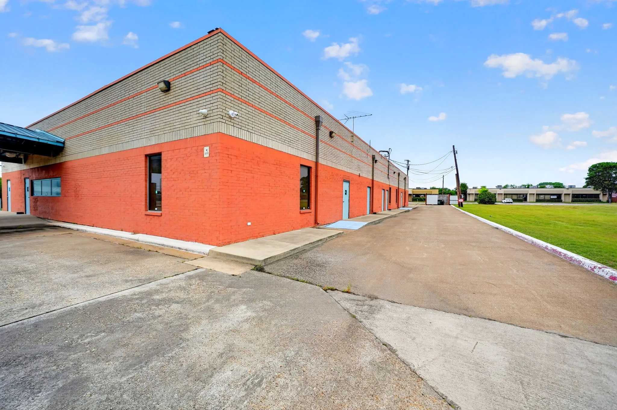Office For Rent in Dallas County , 2920 Motley Drive 1000, Mesquite, Texas 75150, 0, 0, Garage spaces, 0 Sqft, built in 1979, Preowned, Price $15,000, mls#20981140, Real Estate Agent in Mesquite, Homes For Rent in Dallas county, Homes For Rent in Mesquite, Realtor in Mesquite Texas, Real Estate Brokerage Independent Realty Texas, Luminita Cordes Realtor