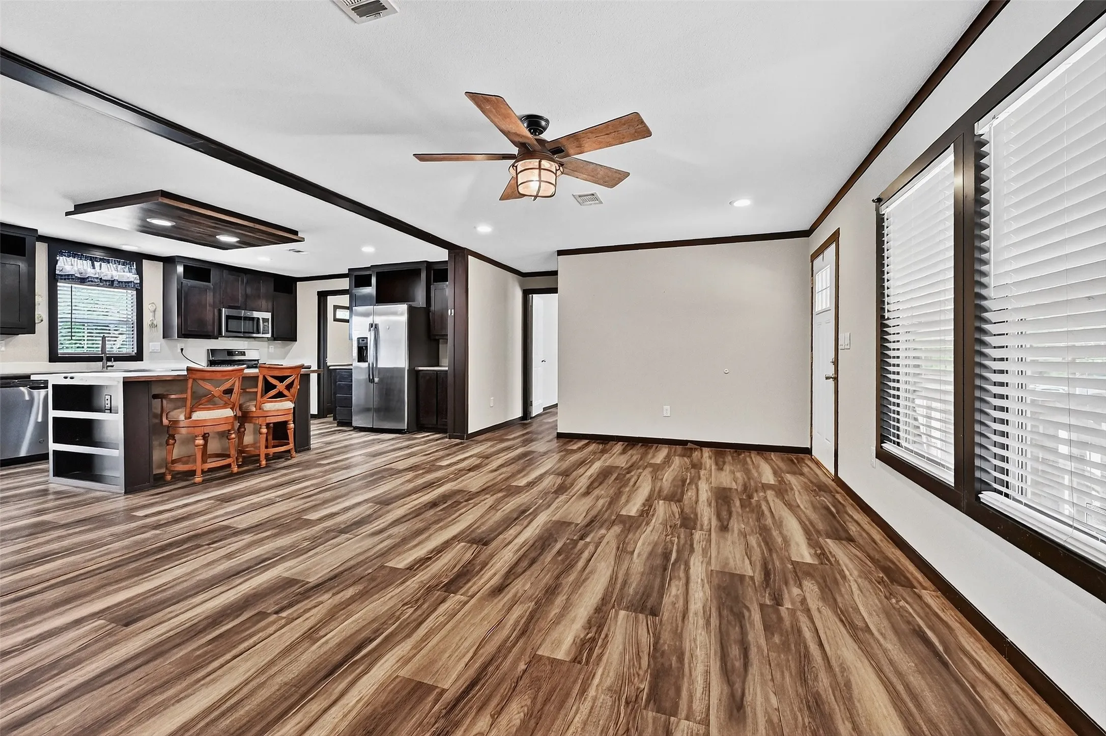 Manufactured Home For Sale in Grayson County , 2869 Ranch Road, Whitesboro, Texas 76273, 3 Bedroom, 2 Bathroom, Garage spaces, 1,512 Sqft, built in 2021, mls#20980918, Real Estate Agent in Whitesboro, Homes For Sale in Grayson county, Homes For Sale in Whitesboro, Realtor in Whitesboro Texas, Real Estate Brokerage Independent Realty Texas, Luminita Cordes Realtor