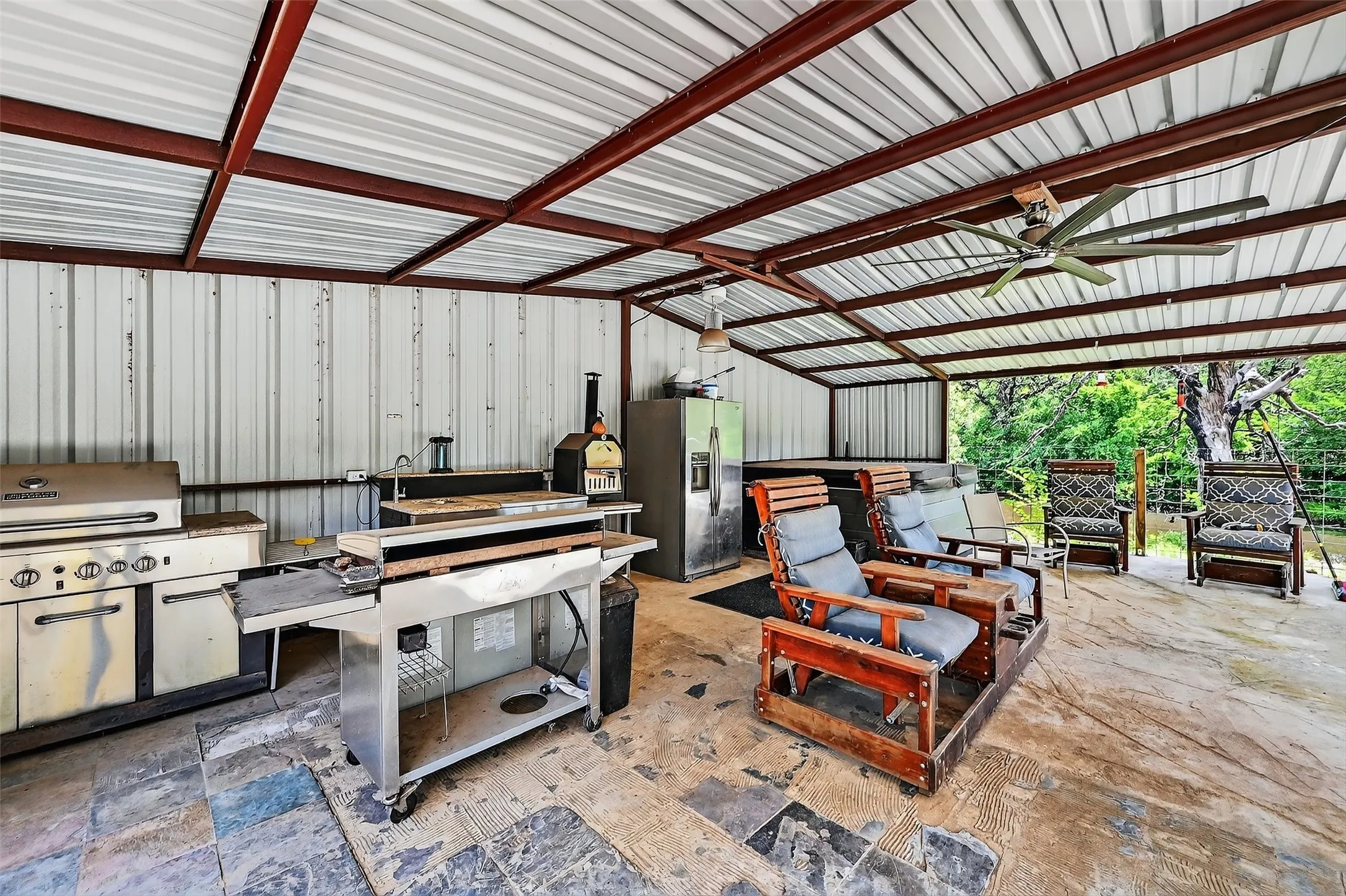 Manufactured Home For Sale in Grayson County , 2869 Ranch Road, Whitesboro, Texas 76273, 3 Bedroom, 2 Bathroom, Garage spaces, 1,512 Sqft, built in 2021, mls#20980918, Real Estate Agent in Whitesboro, Homes For Sale in Grayson county, Homes For Sale in Whitesboro, Realtor in Whitesboro Texas, Real Estate Brokerage Independent Realty Texas, Luminita Cordes Realtor