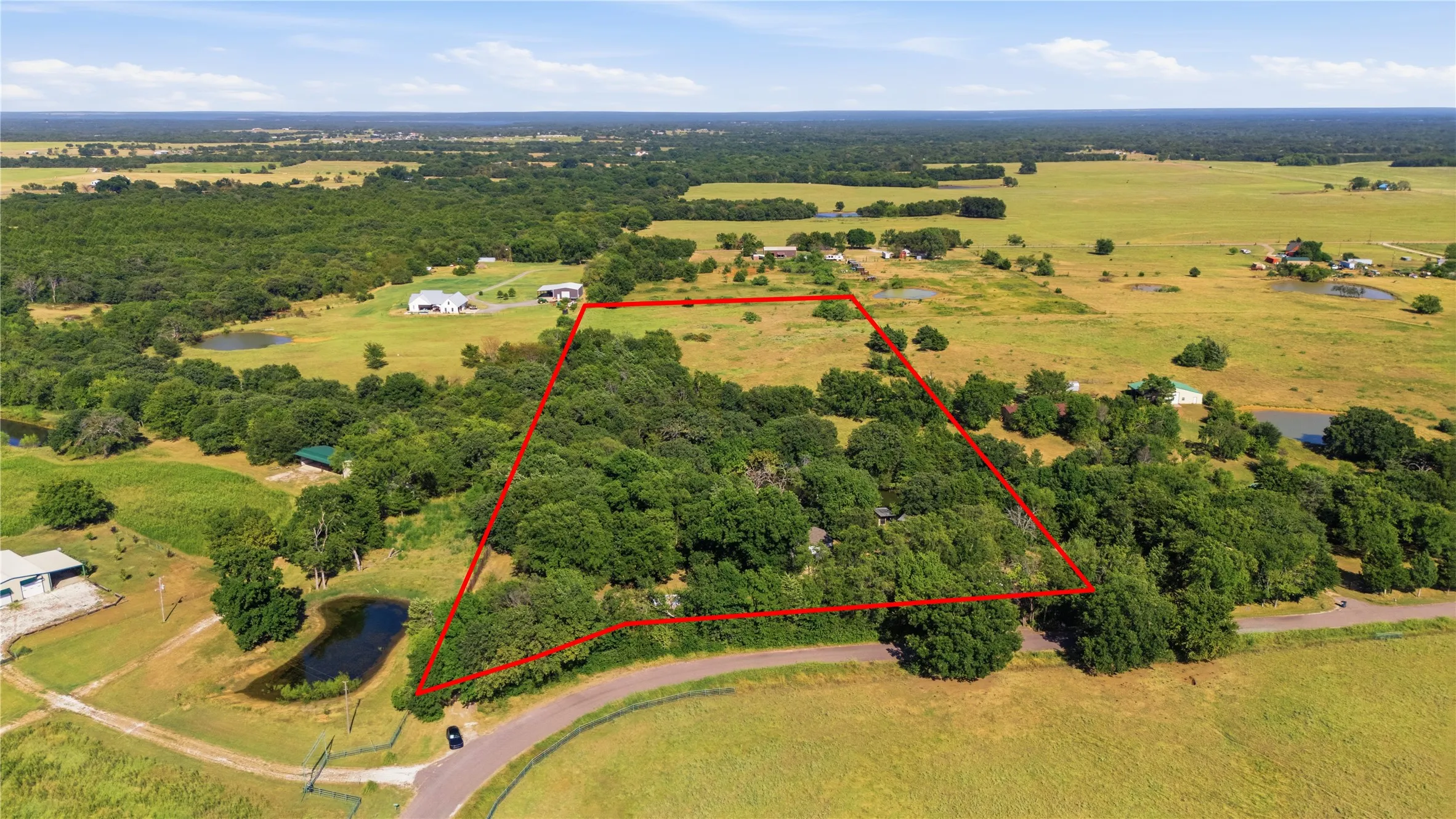 Manufactured Home For Sale in Grayson County , 2869 Ranch Road, Whitesboro, Texas 76273, 3 Bedroom, 2 Bathroom, Garage spaces, 1,512 Sqft, built in 2021, mls#20980918, Real Estate Agent in Whitesboro, Homes For Sale in Grayson county, Homes For Sale in Whitesboro, Realtor in Whitesboro Texas, Real Estate Brokerage Independent Realty Texas, Luminita Cordes Realtor