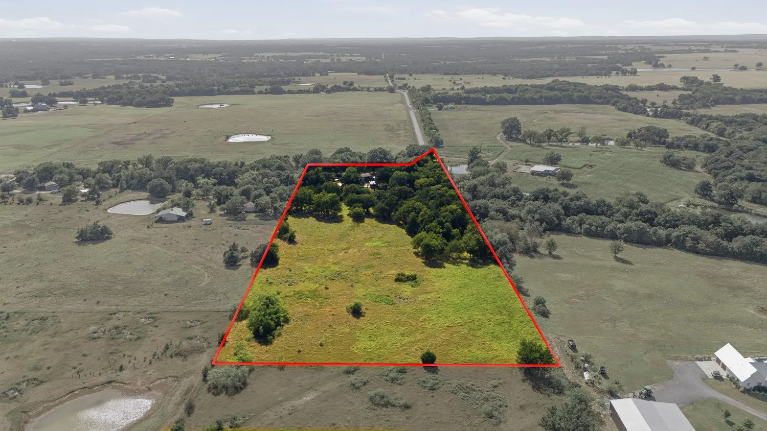 Manufactured Home For Sale in Grayson County , 2869 Ranch Road, Whitesboro, Texas 76273, 3 Bedroom, 2 Bathroom, Garage spaces, 1,512 Sqft, built in 2021, mls#20980918, Real Estate Agent in Whitesboro, Homes For Sale in Grayson county, Homes For Sale in Whitesboro, Realtor in Whitesboro Texas, Real Estate Brokerage Independent Realty Texas, Luminita Cordes Realtor