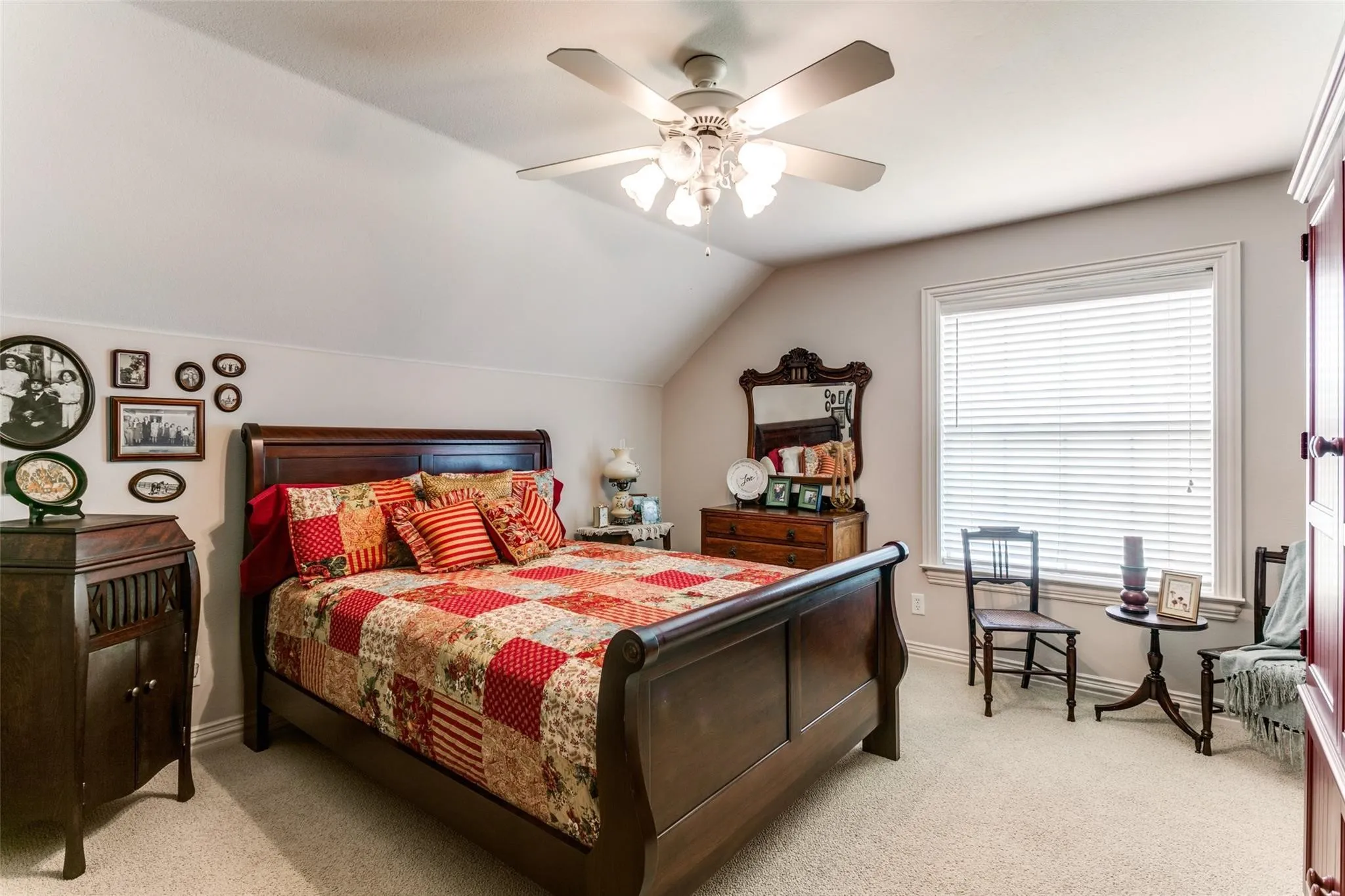 Single Family Residence For Sale in Montague County , 11471 FM 455, Forestburg, Texas 76239, 4 Bedroom, 4 Bathroom, 2 Garage spaces, 4,024 Sqft, built in 1999, Preowned, Price $1,750,000, mls#20980115, Real Estate Agent in Forestburg, Homes For Sale in Montague county, Homes For Sale in Forestburg, Realtor in Forestburg Texas, Real Estate Brokerage Independent Realty Texas, Luminita Cordes Realtor