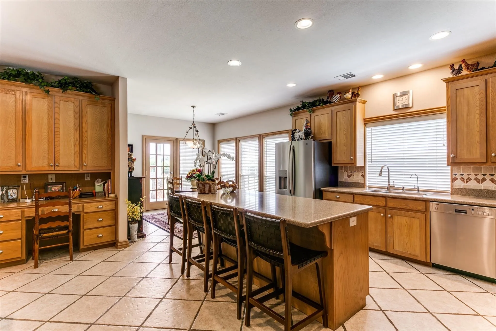 Single Family Residence For Sale in Montague County , 11471 FM 455, Forestburg, Texas 76239, 4 Bedroom, 4 Bathroom, 2 Garage spaces, 4,024 Sqft, built in 1999, Preowned, Price $1,750,000, mls#20980115, Real Estate Agent in Forestburg, Homes For Sale in Montague county, Homes For Sale in Forestburg, Realtor in Forestburg Texas, Real Estate Brokerage Independent Realty Texas, Luminita Cordes Realtor
