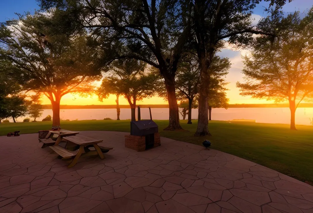 Single Family Residence For Sale in Rains County , 476 Private Road 7326, Emory, Texas 75440, 2 Bedroom, 2 Bathroom, 2 Garage spaces, 1,935 Sqft, built in 1993, Preowned, mls#20943568, Real Estate Agent in Emory, Homes For Sale in Rains county, Homes For Sale in Emory, Realtor in Emory Texas, Real Estate Brokerage Independent Realty Texas, Luminita Cordes Realtor