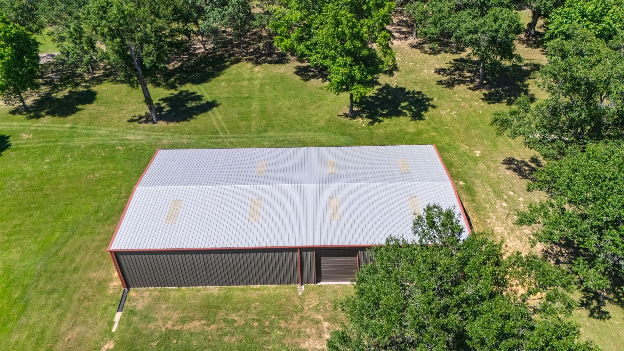 Single Family Residence For Sale in Rains County , 476 Private Road 7326, Emory, Texas 75440, 2 Bedroom, 2 Bathroom, 2 Garage spaces, 1,935 Sqft, built in 1993, Preowned, mls#20943568, Real Estate Agent in Emory, Homes For Sale in Rains county, Homes For Sale in Emory, Realtor in Emory Texas, Real Estate Brokerage Independent Realty Texas, Luminita Cordes Realtor