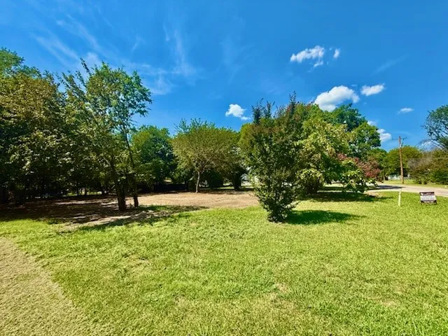 Improved Land For Sale in Grayson County , 104 S Lamar Street, Tioga, Texas 76271, 0, 0, Garage spaces, 0 Sqft, built in 1935, Price $81,000, mls#20982292, Real Estate Agent in Tioga, Homes For Sale in Grayson county, Homes For Sale in Tioga, Realtor in Tioga Texas, Real Estate Brokerage Independent Realty Texas, Luminita Cordes Realtor