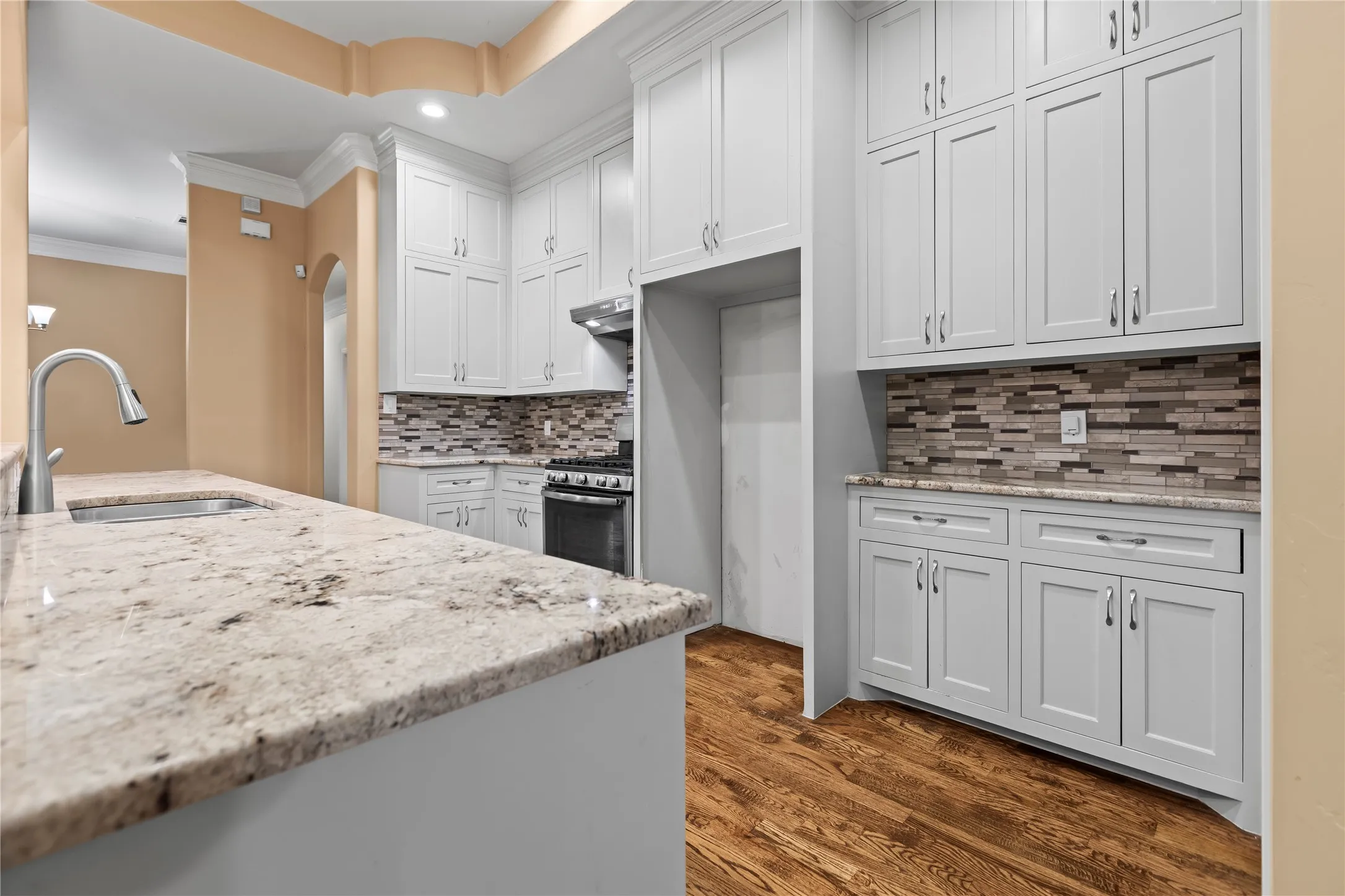 Single Family Residence For Sale in Dallas County , 7806 Garner Road, Rowlett, Texas 75088, 3 Bedroom, 2 Bathroom, 2 Garage spaces, 1,983 Sqft, built in 2016, mls#20982432, Real Estate Agent in Rowlett, Homes For Sale in Dallas county, Homes For Sale in Rowlett, Realtor in Rowlett Texas, Real Estate Brokerage Independent Realty Texas, Luminita Cordes Realtor