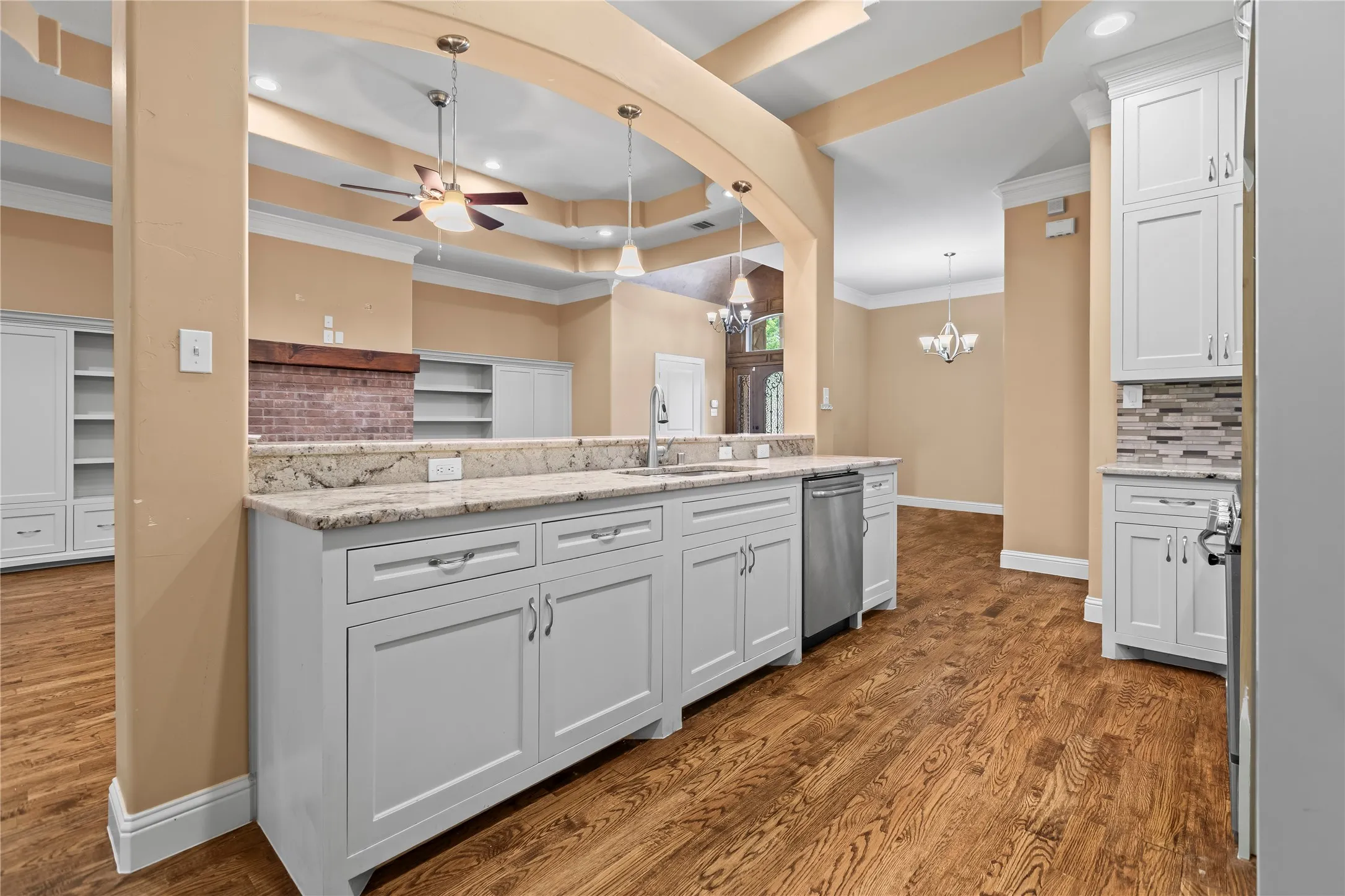 Single Family Residence For Sale in Dallas County , 7806 Garner Road, Rowlett, Texas 75088, 3 Bedroom, 2 Bathroom, 2 Garage spaces, 1,983 Sqft, built in 2016, mls#20982432, Real Estate Agent in Rowlett, Homes For Sale in Dallas county, Homes For Sale in Rowlett, Realtor in Rowlett Texas, Real Estate Brokerage Independent Realty Texas, Luminita Cordes Realtor