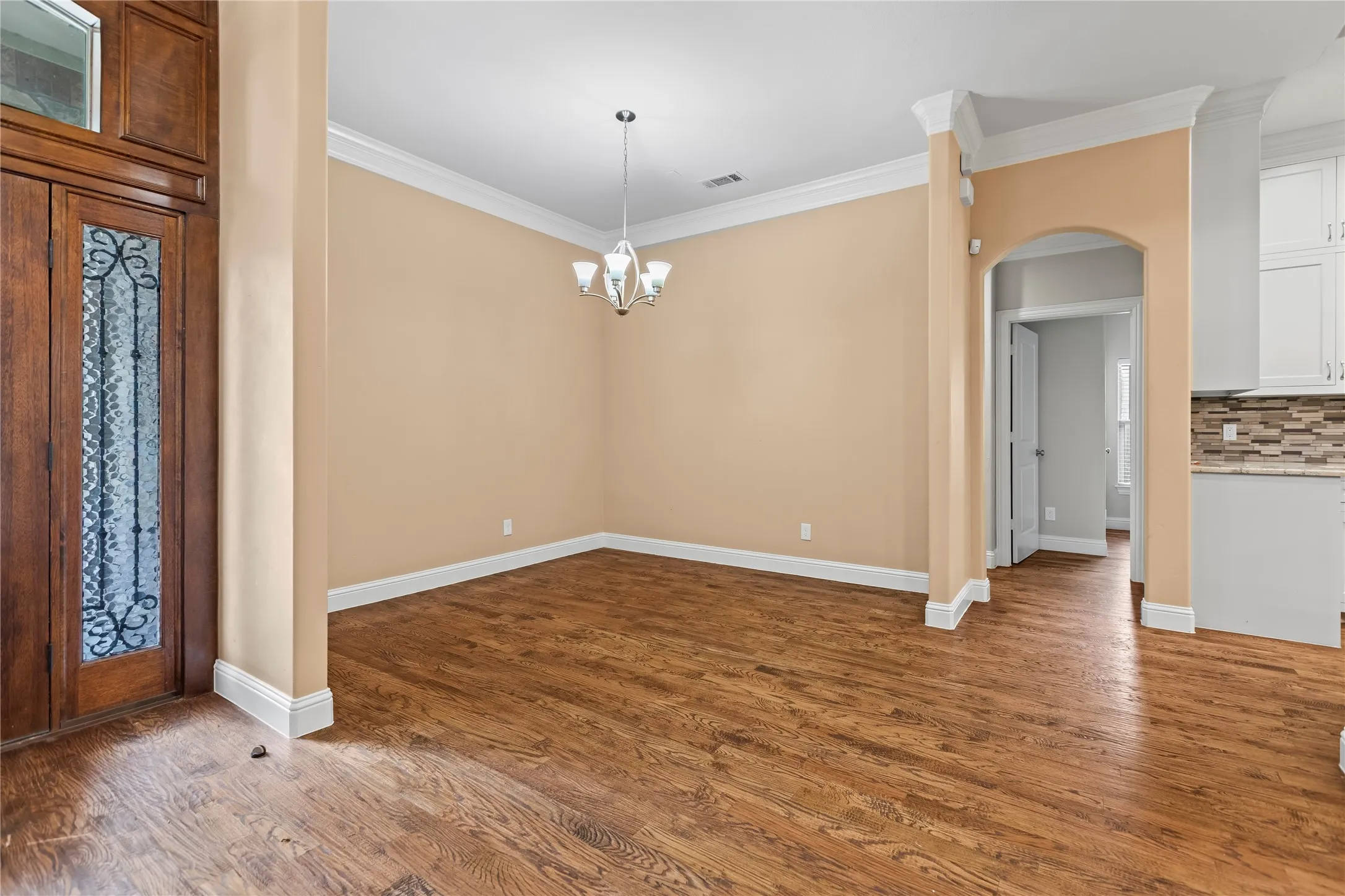 Single Family Residence For Sale in Dallas County , 7806 Garner Road, Rowlett, Texas 75088, 3 Bedroom, 2 Bathroom, 2 Garage spaces, 1,983 Sqft, built in 2016, mls#20982432, Real Estate Agent in Rowlett, Homes For Sale in Dallas county, Homes For Sale in Rowlett, Realtor in Rowlett Texas, Real Estate Brokerage Independent Realty Texas, Luminita Cordes Realtor