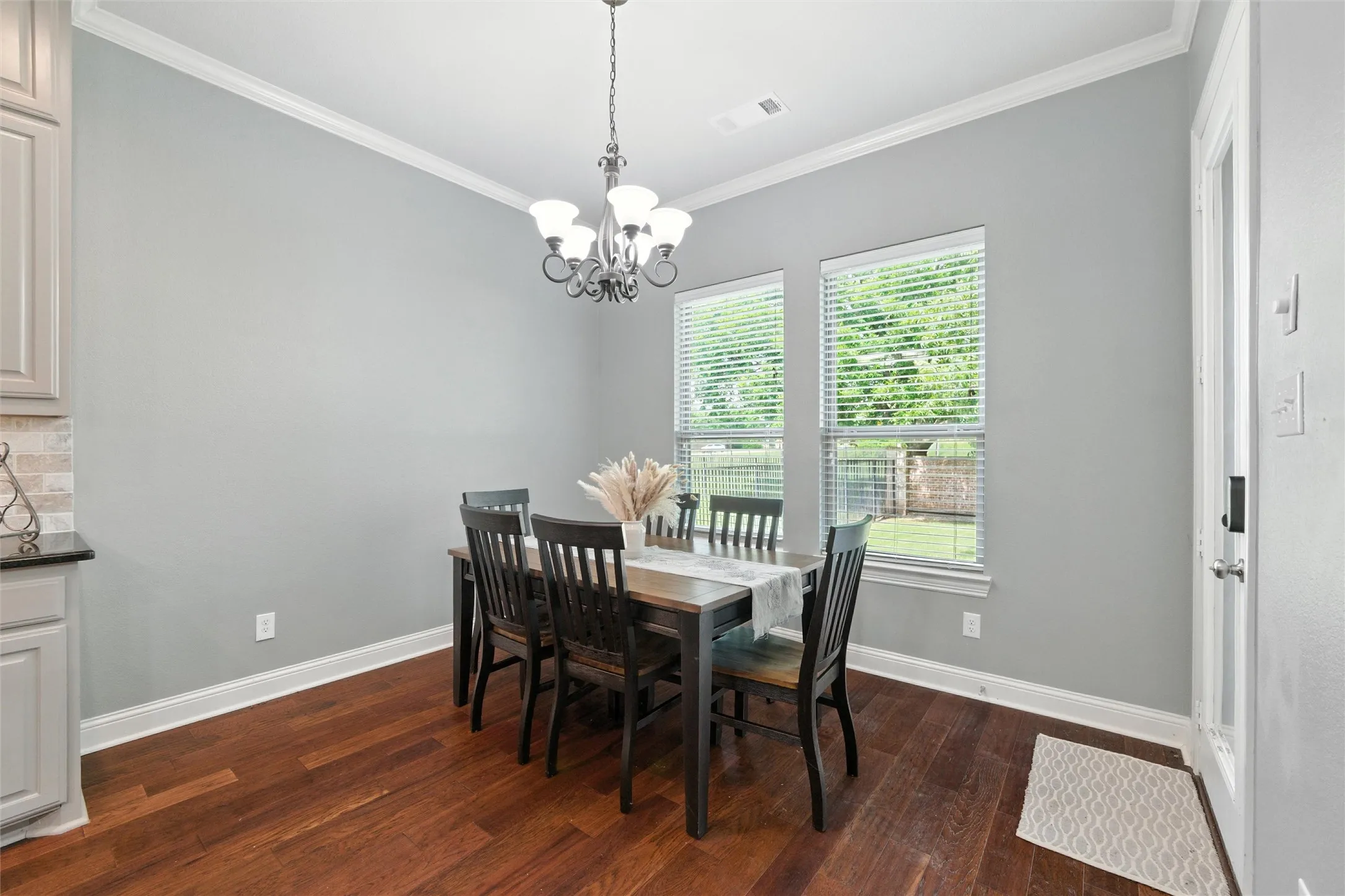 Single Family Residence For Sale in Ellis County , 103 Water Garden Drive, Waxahachie, Texas 75165, 5 Bedroom, 3 Bathroom, 3 Garage spaces, 2,940 Sqft, built in 2017, Price $599,000, mls#20982642, Real Estate Agent in Waxahachie, Homes For Sale in Ellis county, Homes For Sale in Waxahachie, Realtor in Waxahachie Texas, Real Estate Brokerage Independent Realty Texas, Luminita Cordes Realtor
