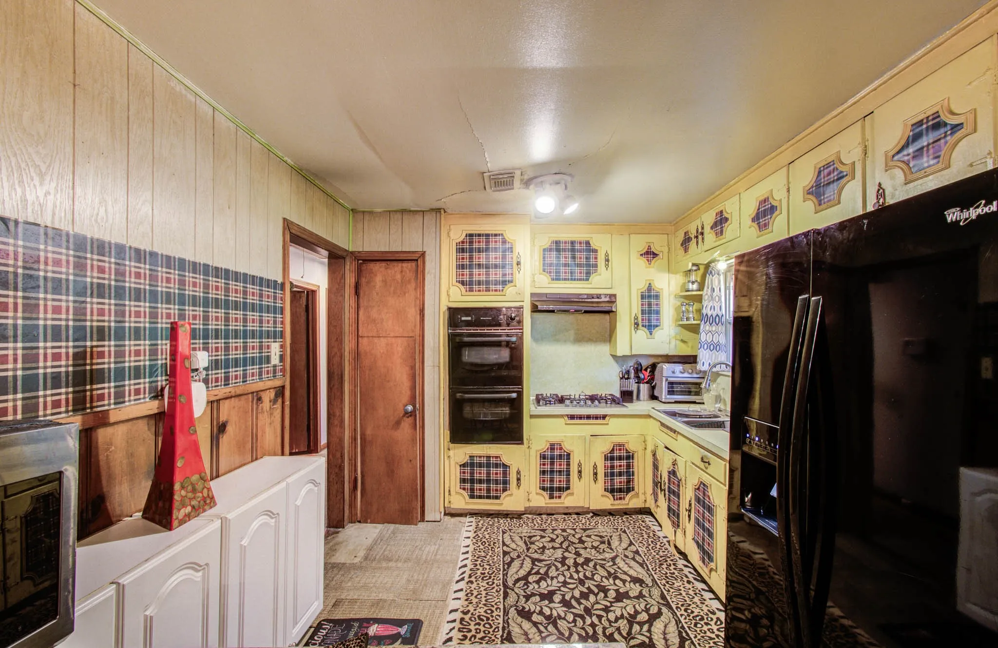 Single Family Residence For Sale in Harris County , 3917 Majestic Street, Houston, Texas 77026, 3 Bedrooms, 1 Bathroom, Garage spaces, 1,420 Sqft, built in 1957, Price $130,000, mls#20982687, Real Estate Agent in Houston, Homes For Sale in Harris county, Homes For Sale in Houston, Realtor in Houston Texas, Real Estate Brokerage Independent Realty Texas, Luminita Cordes Realtor