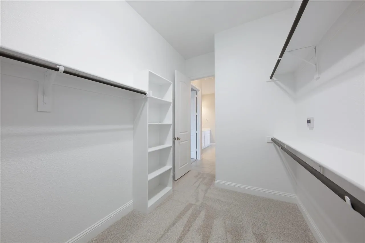 Single Family Residence For Sale in Parker County , 14837 Gentry Drive, Aledo, Texas 76008, 4 Bedroom, 3 Bathroom, 2 Garage spaces, 2,908 Sqft, built in 2019, Preowned, mls#20981540, Real Estate Agent in Aledo, Homes For Sale in Parker county, Homes For Sale in Aledo, Realtor in Aledo Texas, Real Estate Brokerage Independent Realty Texas, Luminita Cordes Realtor
