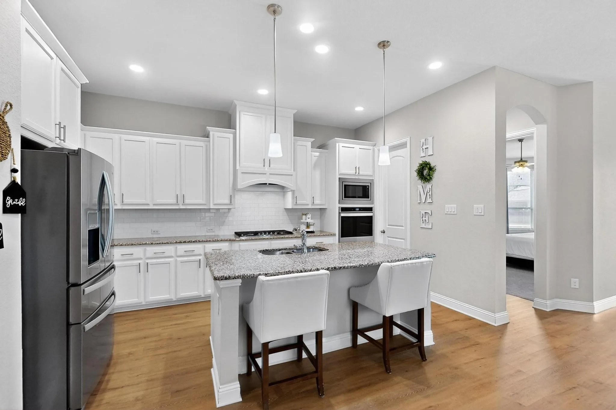 Single Family Residence For Sale in Parker County , 14837 Gentry Drive, Aledo, Texas 76008, 4 Bedroom, 3 Bathroom, 2 Garage spaces, 2,908 Sqft, built in 2019, Preowned, mls#20981540, Real Estate Agent in Aledo, Homes For Sale in Parker county, Homes For Sale in Aledo, Realtor in Aledo Texas, Real Estate Brokerage Independent Realty Texas, Luminita Cordes Realtor