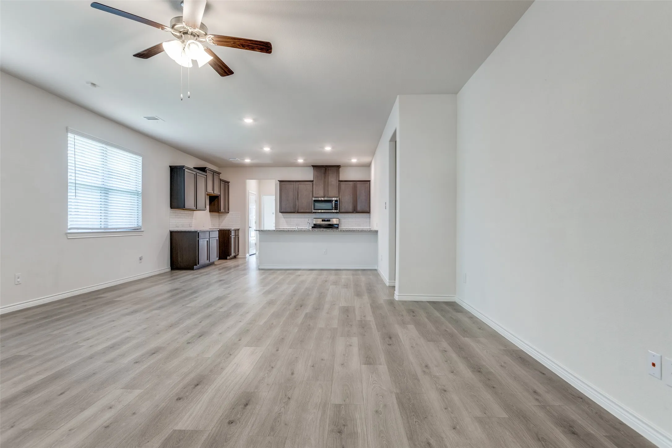 Single Family Residence For Sale in Collin County , 2836 Franklin Drive, Celina, Texas 75009, 3 Bedrooms, 2 Bathrooms, 2 Garage spaces, 1,602 Sqft, built in 2020, Preowned, Price $335,000, mls#20982867, Real Estate Agent in Celina, Homes For Sale in Collin county, Homes For Sale in Celina, Realtor in Celina Texas, Real Estate Brokerage Independent Realty Texas, Luminita Cordes Realtor