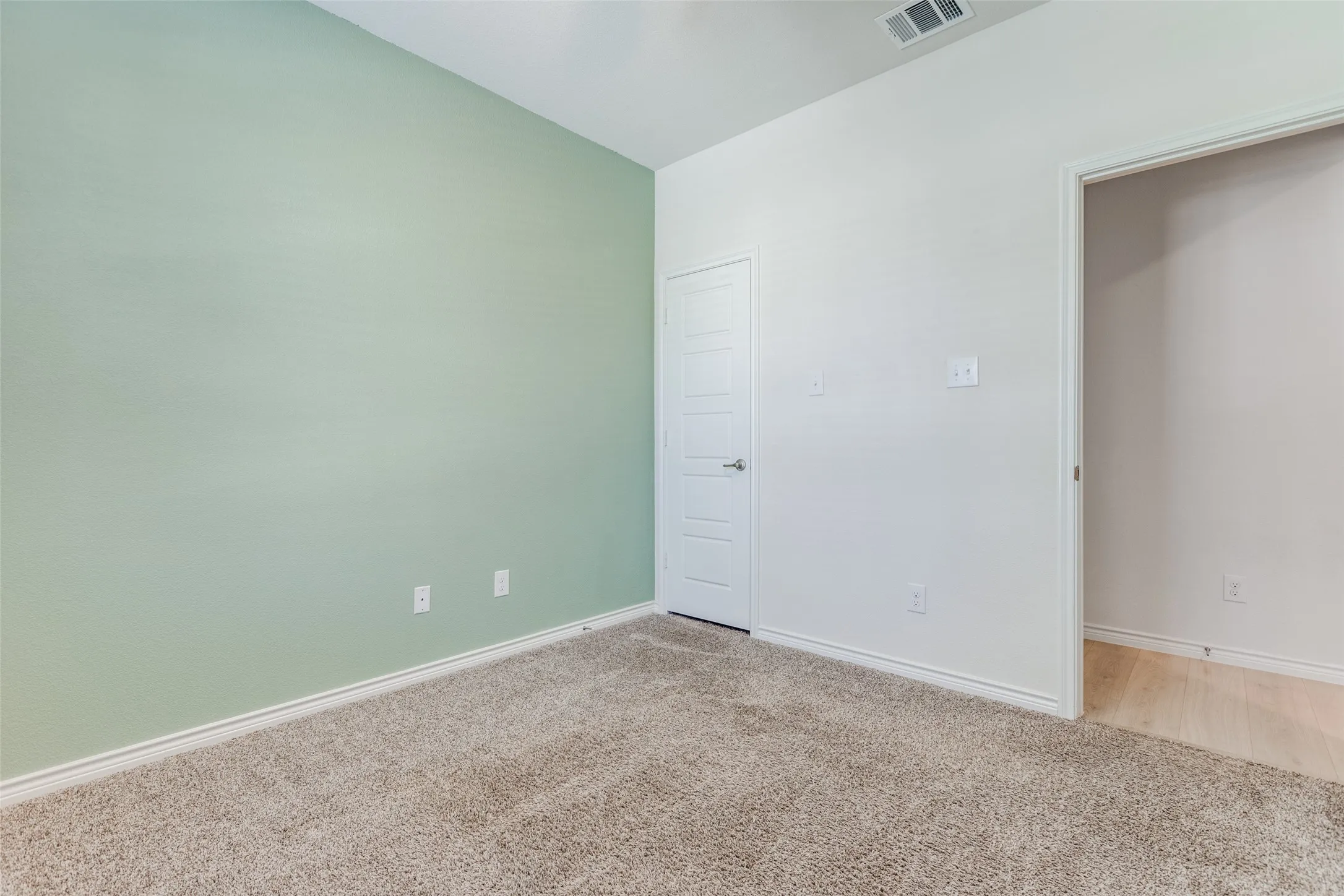 Single Family Residence For Sale in Collin County , 2836 Franklin Drive, Celina, Texas 75009, 3 Bedrooms, 2 Bathrooms, 2 Garage spaces, 1,602 Sqft, built in 2020, Preowned, Price $335,000, mls#20982867, Real Estate Agent in Celina, Homes For Sale in Collin county, Homes For Sale in Celina, Realtor in Celina Texas, Real Estate Brokerage Independent Realty Texas, Luminita Cordes Realtor