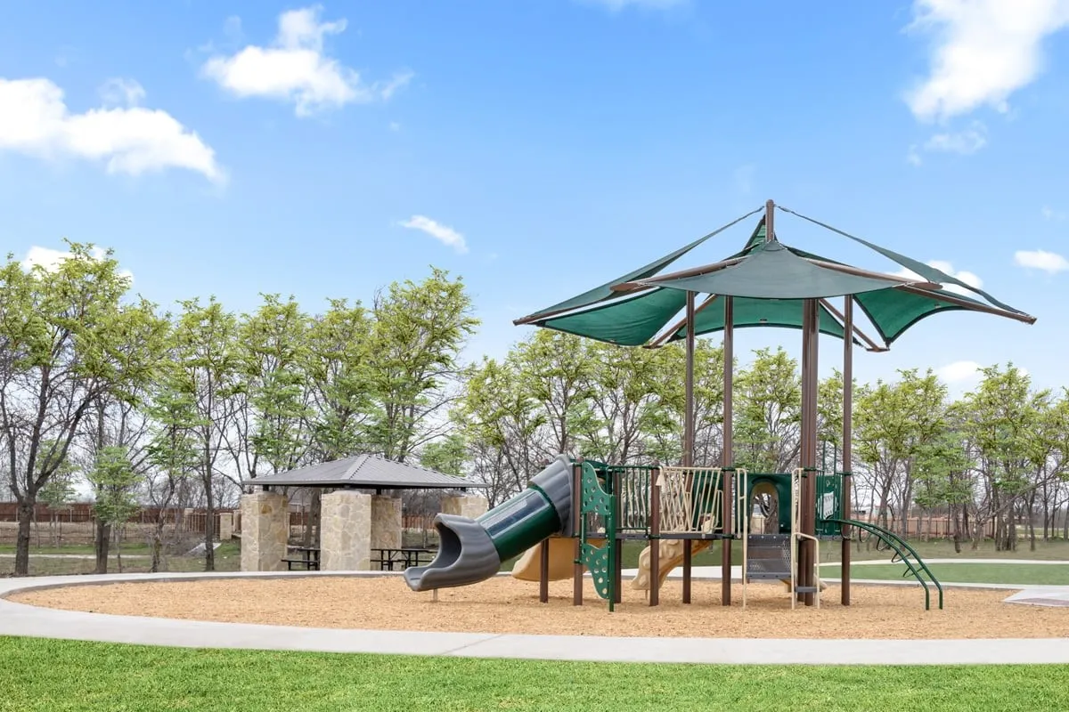Single Family Residence For Sale in Denton County , 102 Hudson Lane, Justin, Texas 76247, 4 Bedroom, 3 Bathroom, 2 Garage spaces, 2,663 Sqft, built in 2025, New Construction - Complete, mls#20983441, Real Estate Agent in Justin, Homes For Sale in Denton county, Homes For Sale in Justin, Realtor in Justin Texas, Real Estate Brokerage Independent Realty Texas, Luminita Cordes Realtor