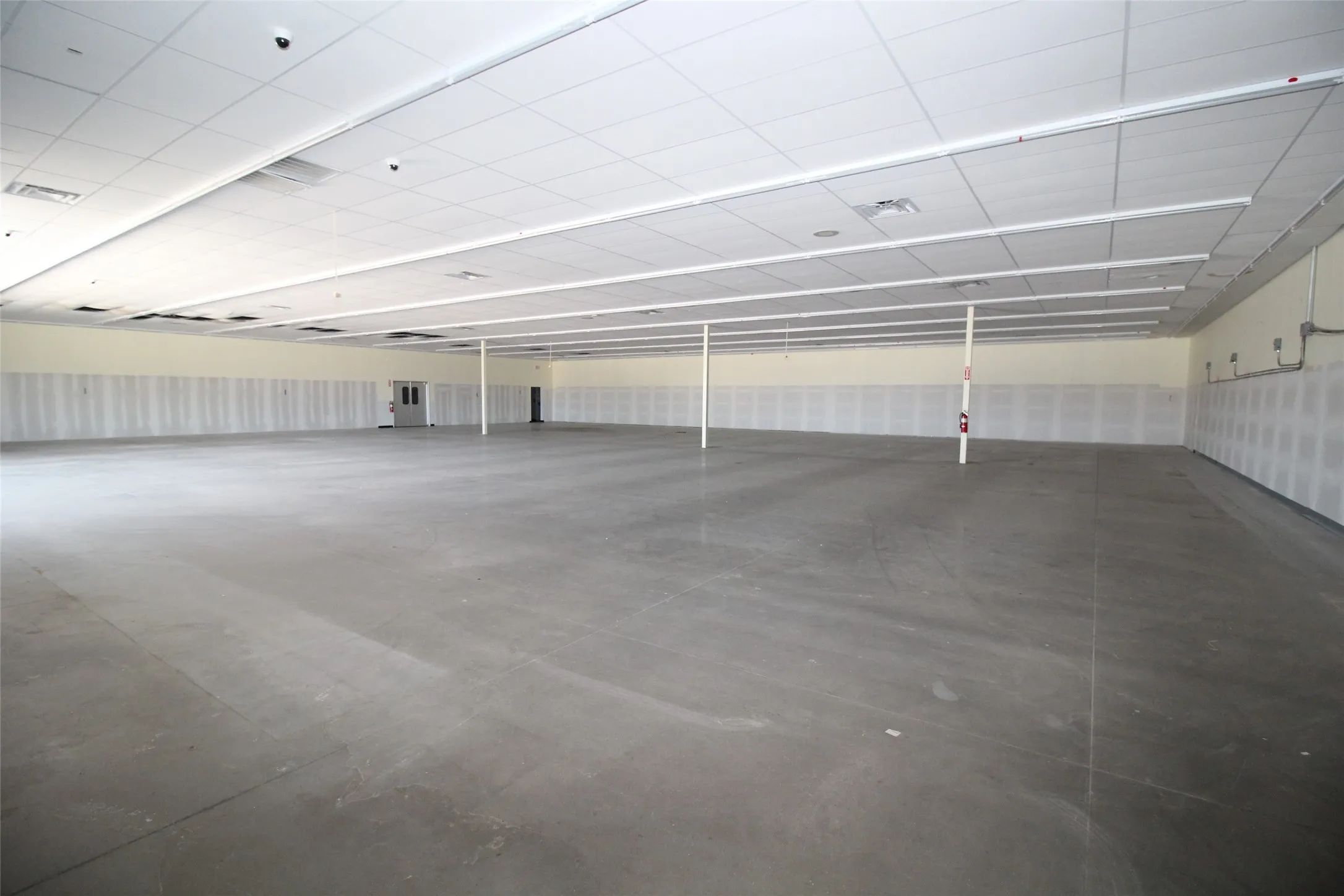 Retail For Sale in Knox County , 302 N Birch Avenue, Munday, Texas 76371, 0, 0, Garage spaces, 0 Sqft, built in 2021, Preowned, mls#20983977, Real Estate Agent in Munday, Homes For Sale in Knox county, Homes For Sale in Munday, Realtor in Munday Texas, Real Estate Brokerage Independent Realty Texas, Luminita Cordes Realtor