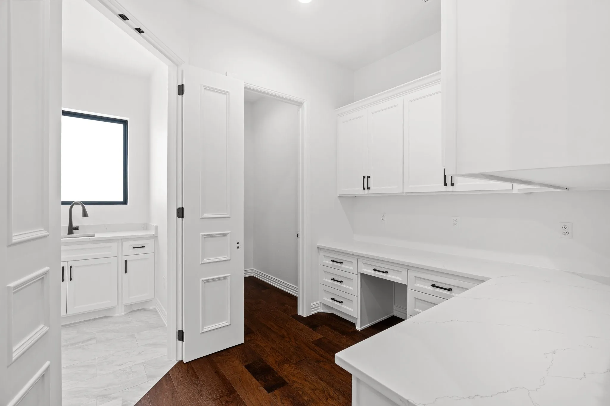 Unfurnished office with a sink