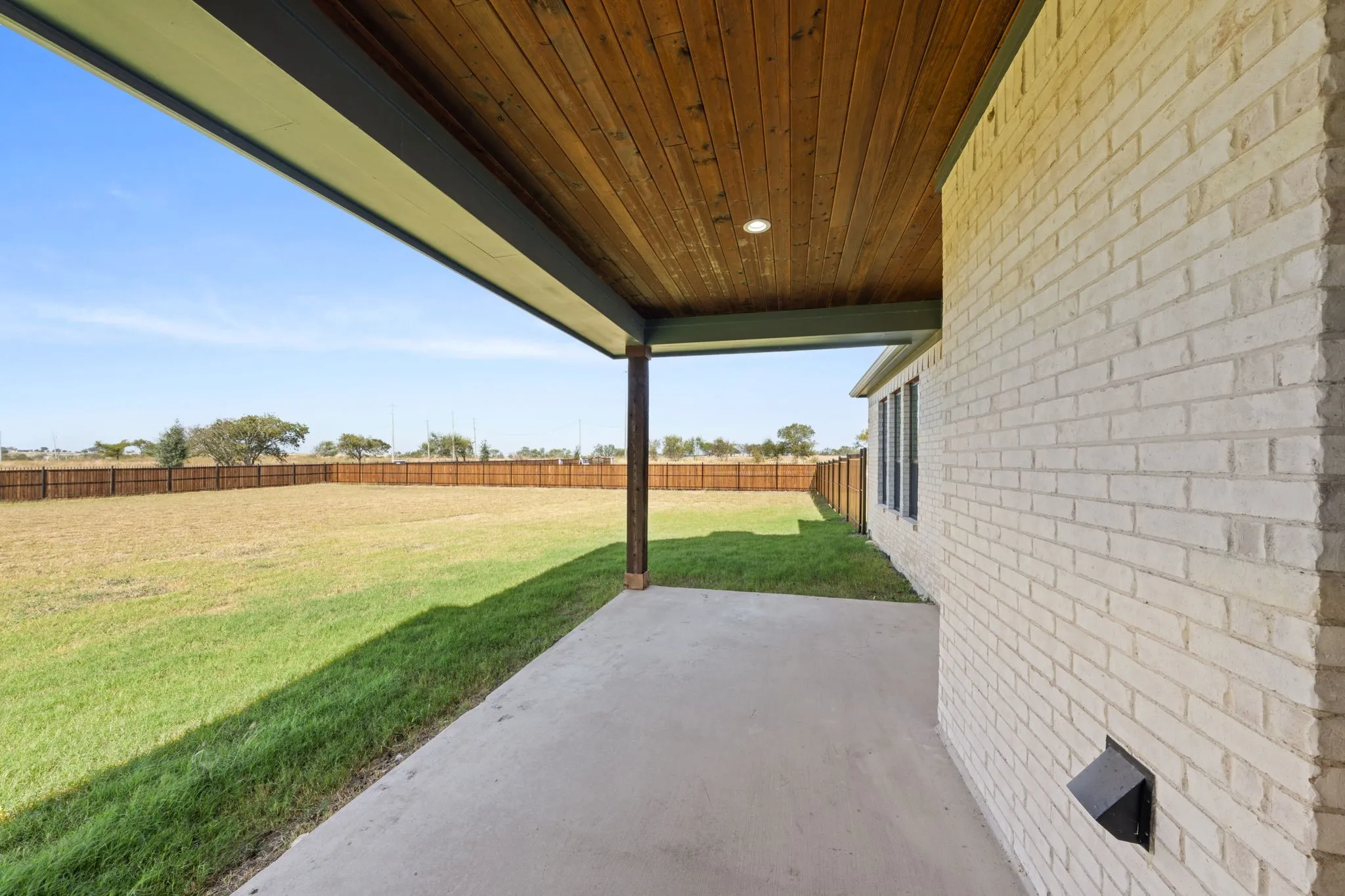 Single Family Residence For Sale in Ellis County , 1321 Greycrest Terrace, Midlothian, Texas 76065, 4 Bedrooms, 5 Bathrooms, 3 Garage spaces, 5,126 Sqft, built in 2025, New Construction - Complete, Price $1,249,000, mls#20971768, Real Estate Agent in Midlothian, Homes For Sale in Ellis county, Homes For Sale in Midlothian, Realtor in Midlothian Texas, Real Estate Brokerage Independent Realty Texas, Luminita Cordes Realtor