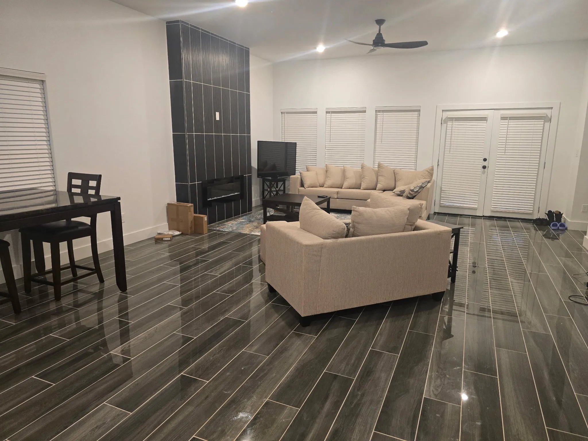 Single Family Residence For Sale in Henderson County , 120 Dogwood Drive, Trinidad, Texas 75163, 3 Bedrooms, 2 Bathrooms, 2 Garage spaces, 1,823 Sqft, built in 2023, Preowned, Price $293,500, mls#20984246, Real Estate Agent in Trinidad, Homes For Sale in Henderson county, Homes For Sale in Trinidad, Realtor in Trinidad Texas, Real Estate Brokerage Independent Realty Texas, Luminita Cordes Realtor