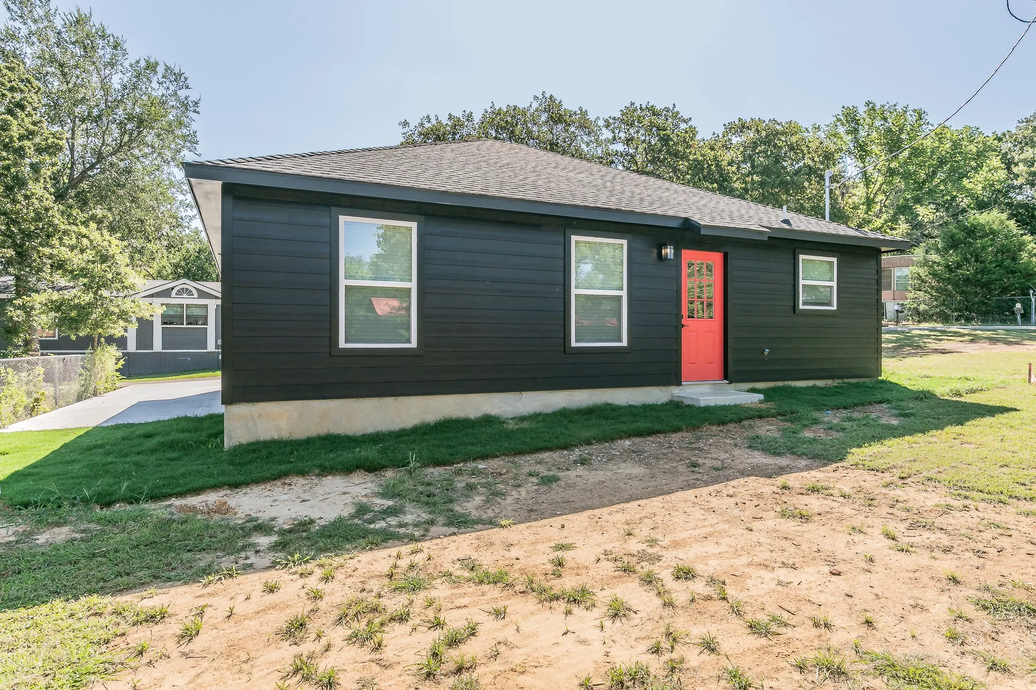 Single Family Residence For Sale in Johnson County , 105 Red Oak Street, Alvarado, Texas 76009, 3 Bedroom, 2 Bathroom, Garage spaces, 1,120 Sqft, built in 2025, mls#20984406, Real Estate Agent in Alvarado, Homes For Sale in Johnson county, Homes For Sale in Alvarado, Realtor in Alvarado Texas, Real Estate Brokerage Independent Realty Texas, Luminita Cordes Realtor