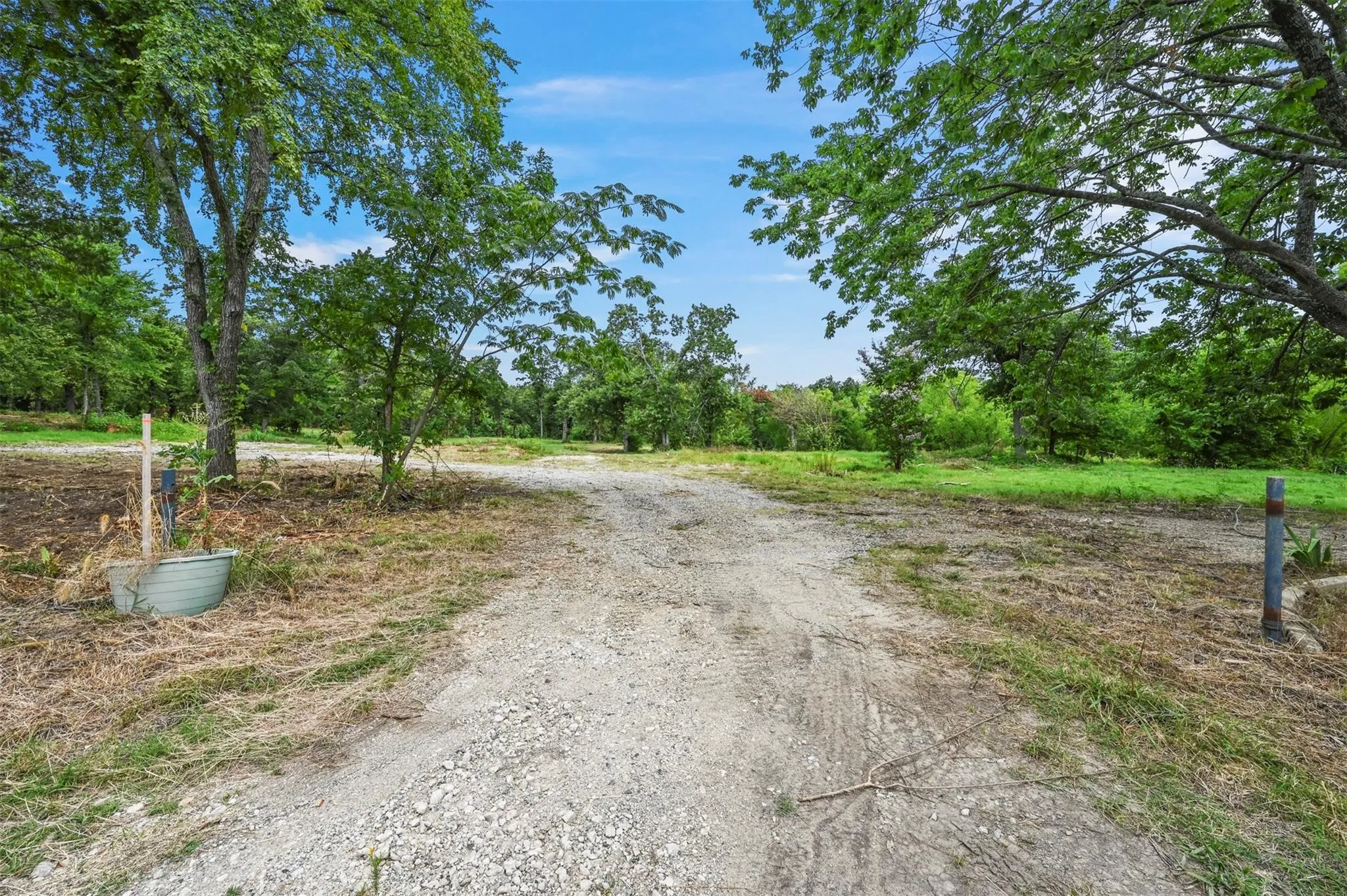 Unimproved Land For Sale in Grayson County , 1221 Hillcrest Circle, Gordonville, Texas 76245, 0, 0, Garage spaces, 0 Sqft, built in 0, Price $94,500, mls#20984486, Real Estate Agent in Gordonville, Homes For Sale in Grayson county, Homes For Sale in Gordonville, Realtor in Gordonville Texas, Real Estate Brokerage Independent Realty Texas, Luminita Cordes Realtor